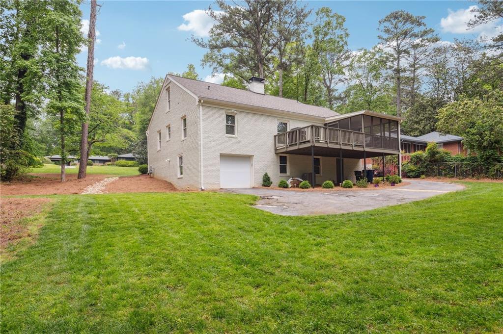 1558 Moores Mill Road NW