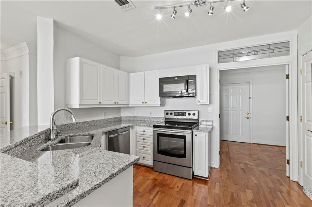 3334 Peacthtree Road NE Unit 1207