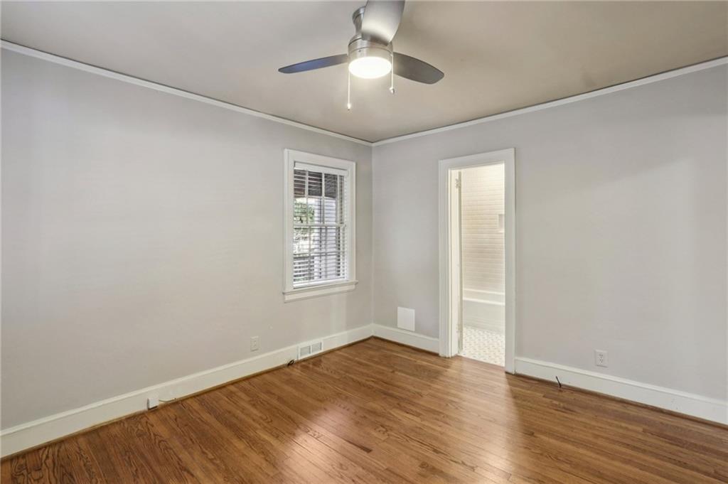 22 Peachtree Hills Avenue NE