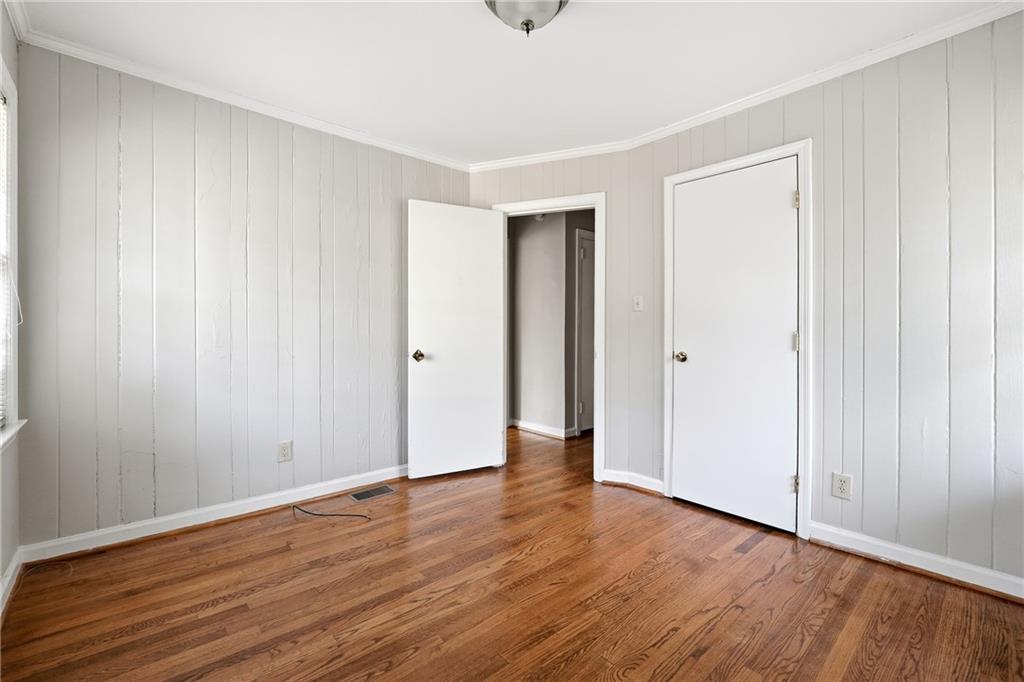 1846 fernwood Road NW