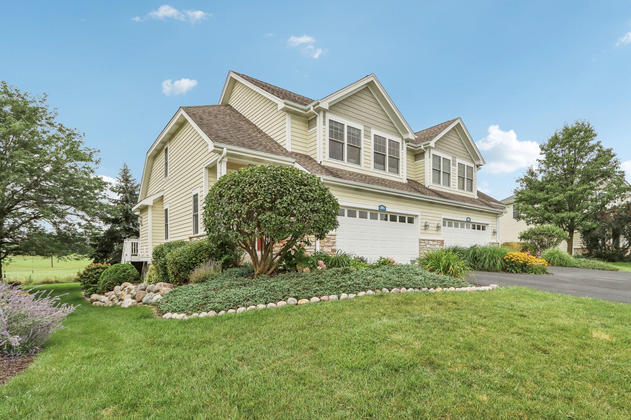 859 Eagleton Dr