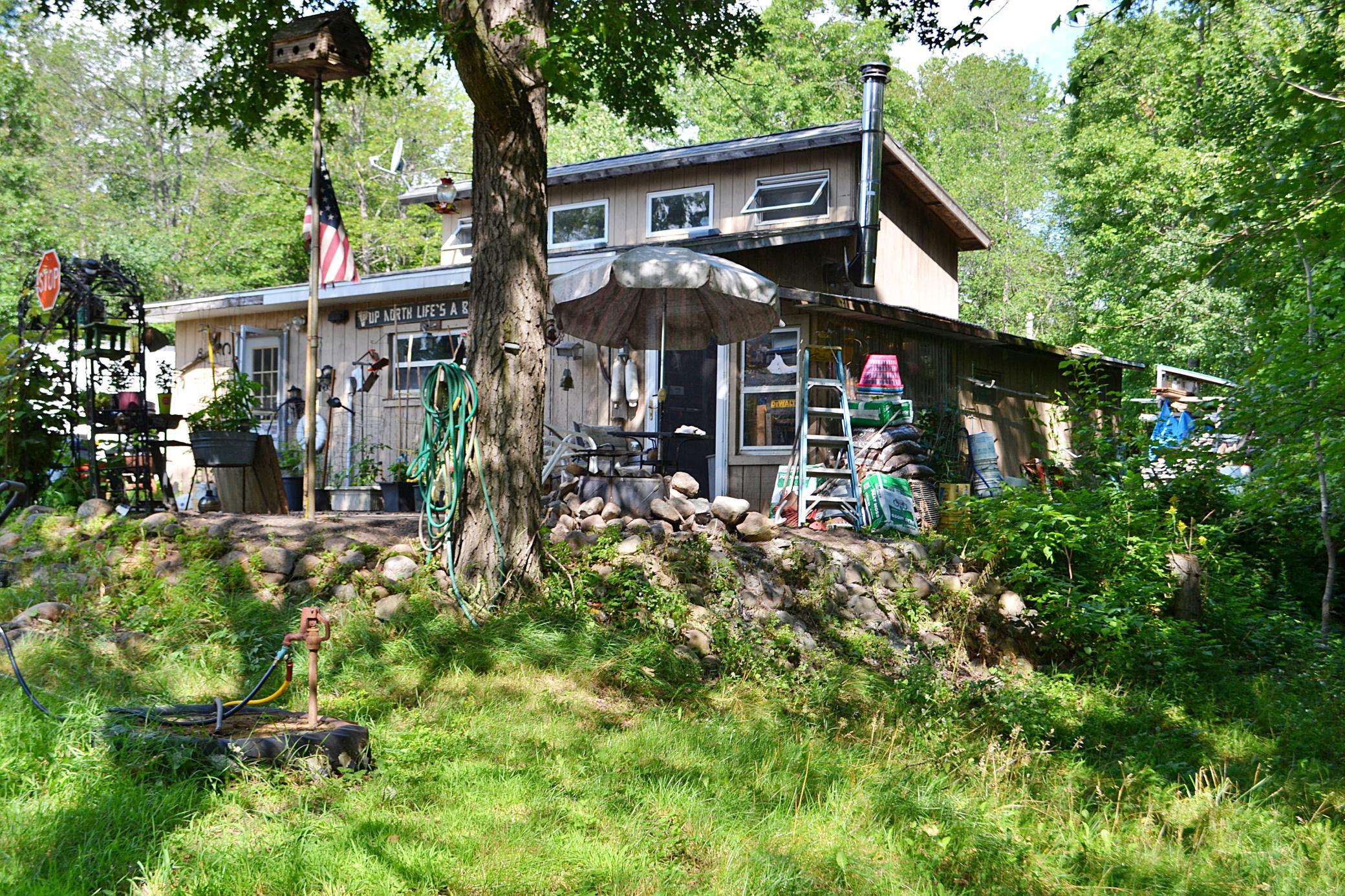 2200 E Five Point Lake Drive NW