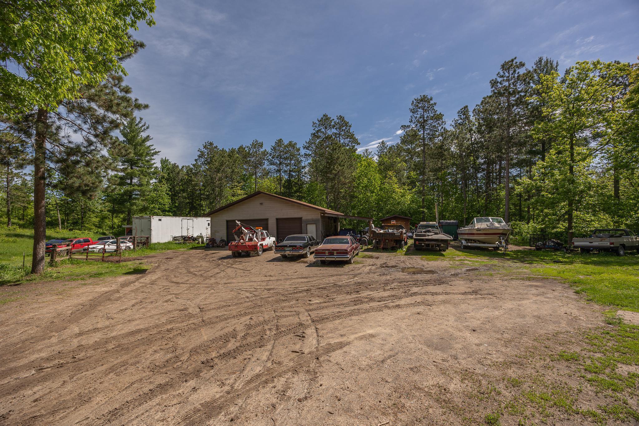 772 Woodduck Lane NE