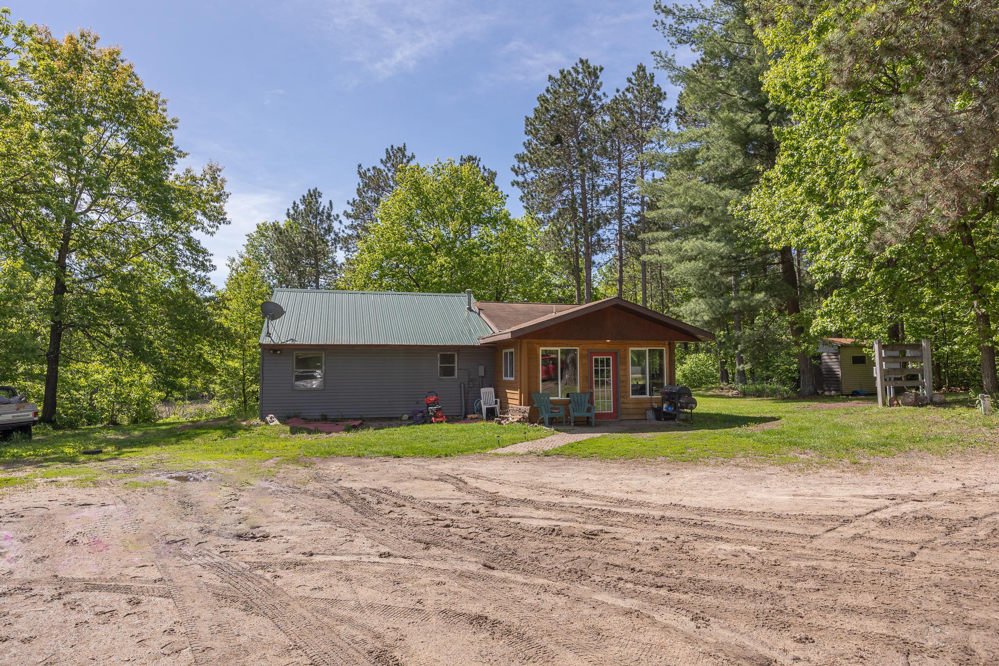 772 Woodduck Lane NE