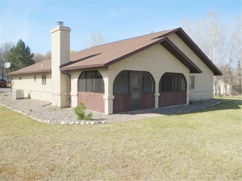 2711 Golf View Drive SW