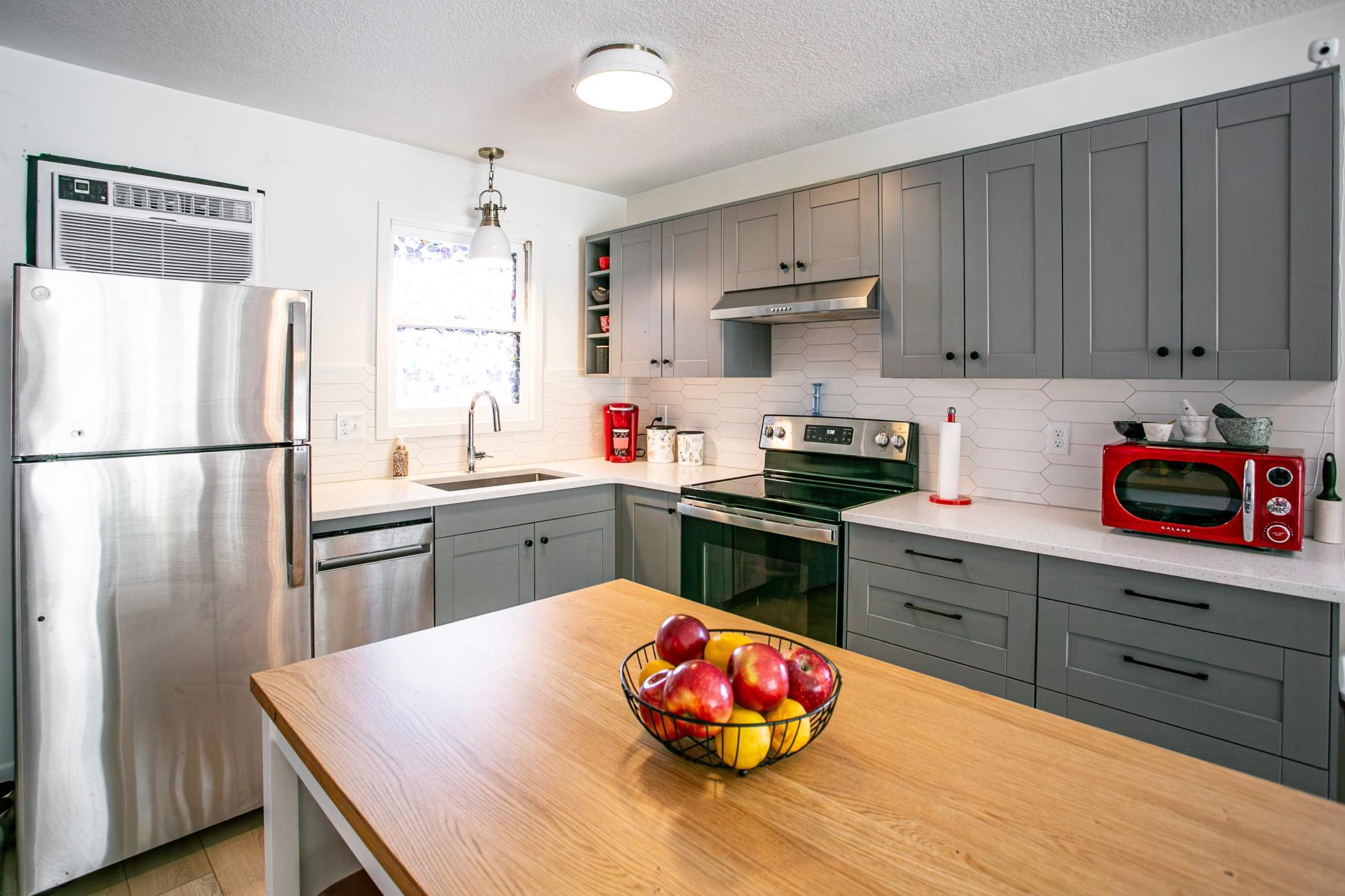 2286 28th Avenue SW Unit: 306