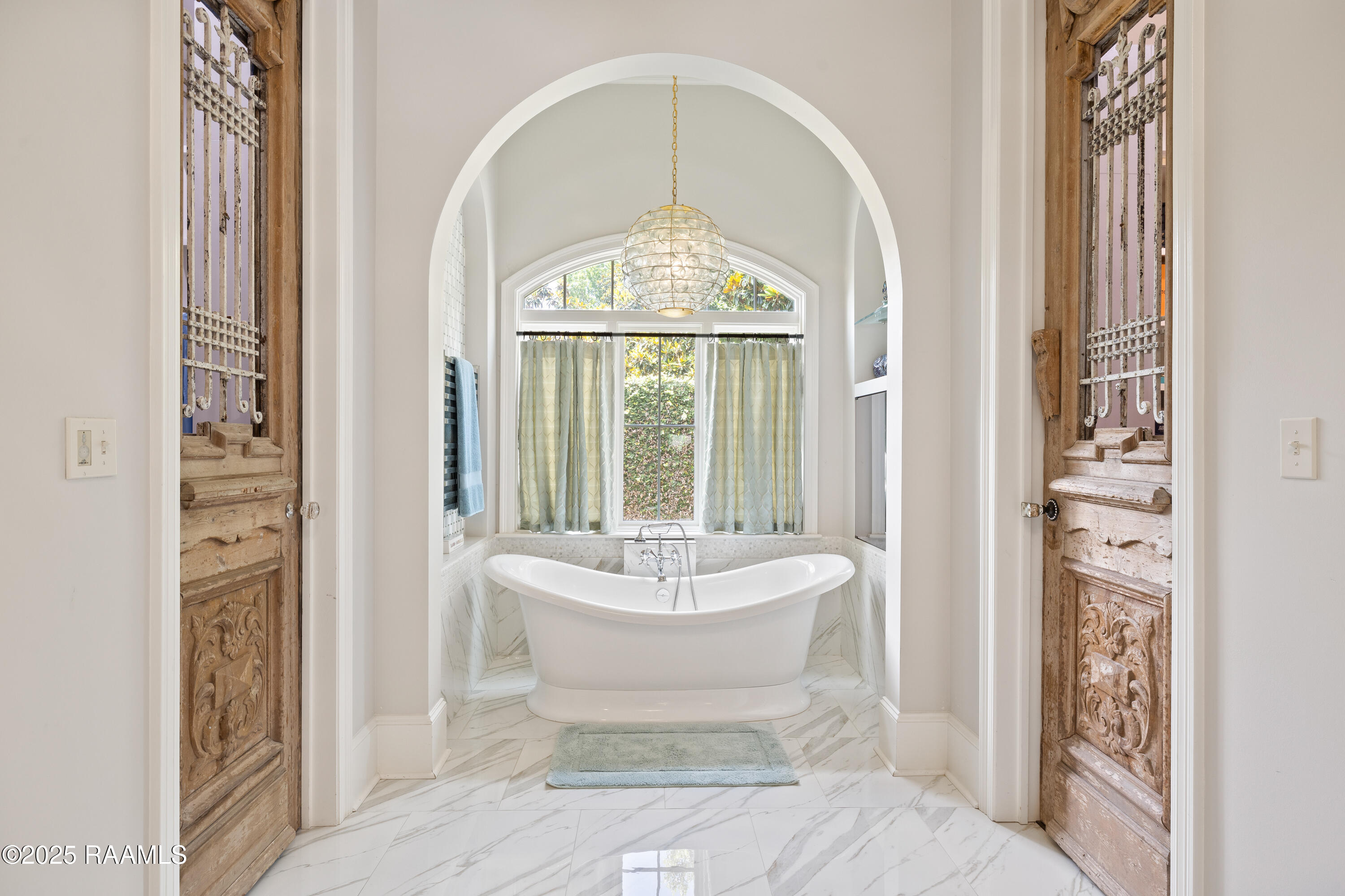 408 Princeton Woods Loop