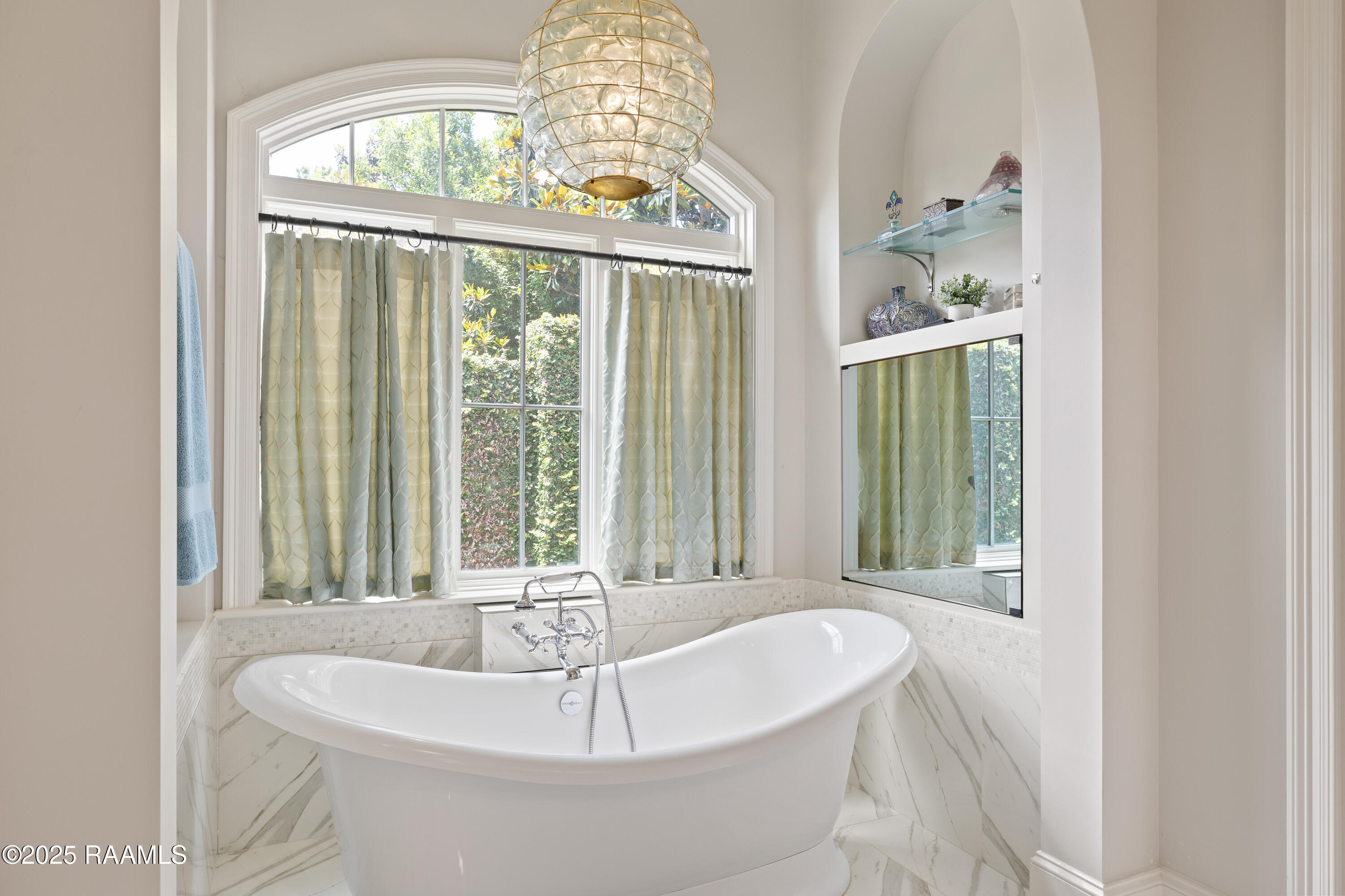 408 Princeton Woods Loop