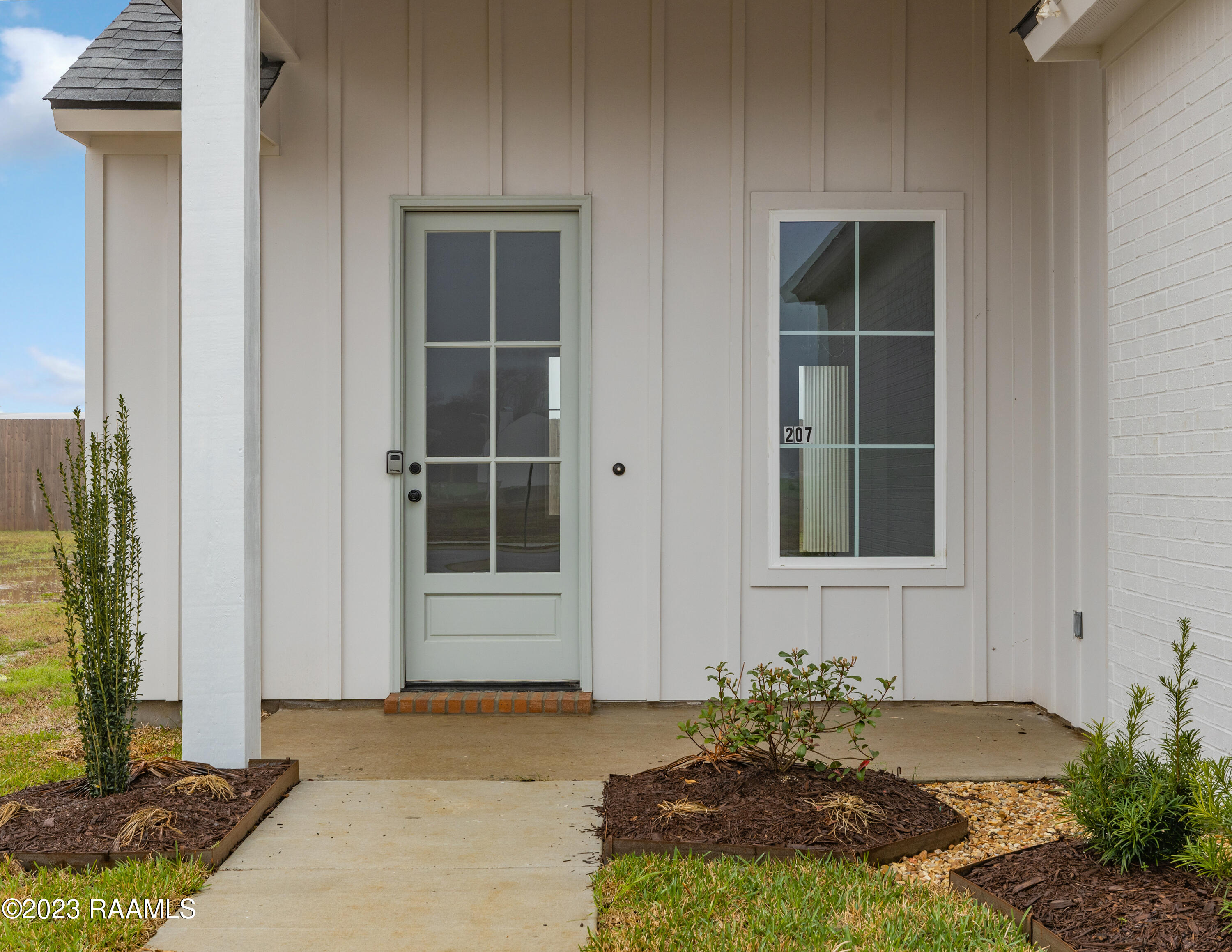 207 Queenstown Avenue