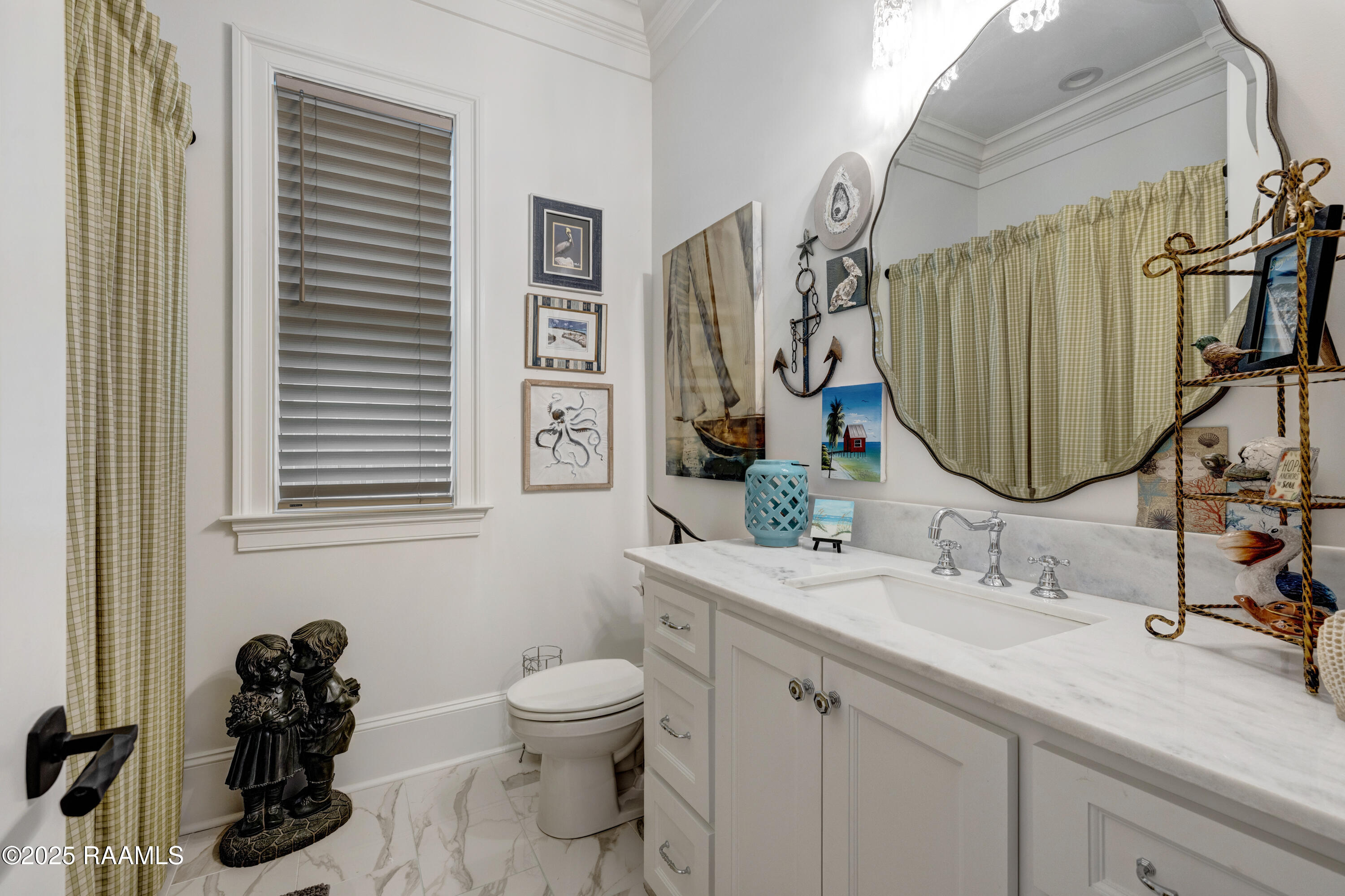 207 Bronze Palm Way