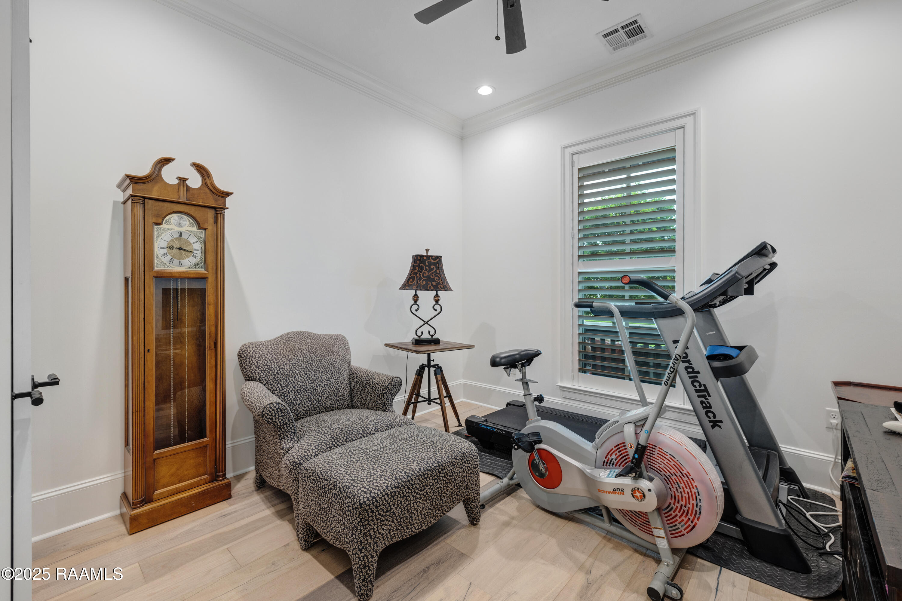 207 Bronze Palm Way