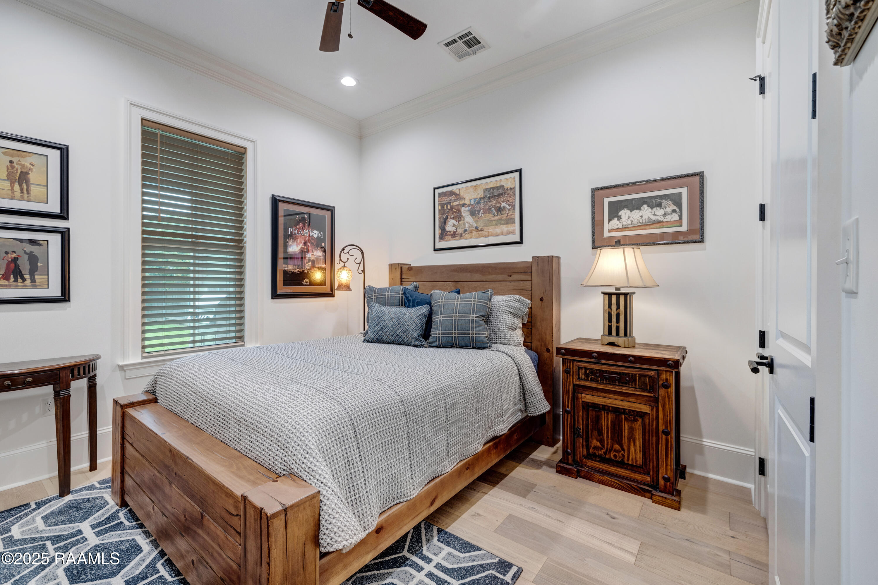 207 Bronze Palm Way