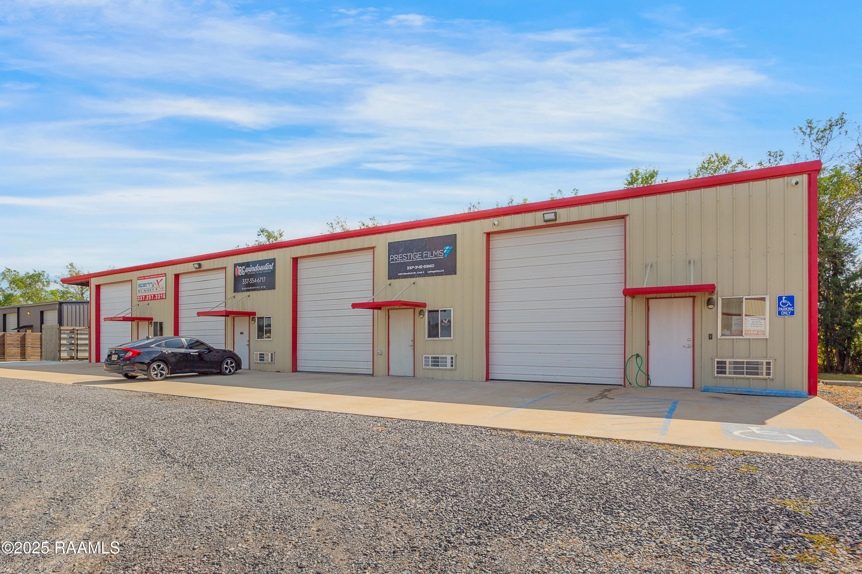 105 Windfall Drive # C, Broussard Unit: C