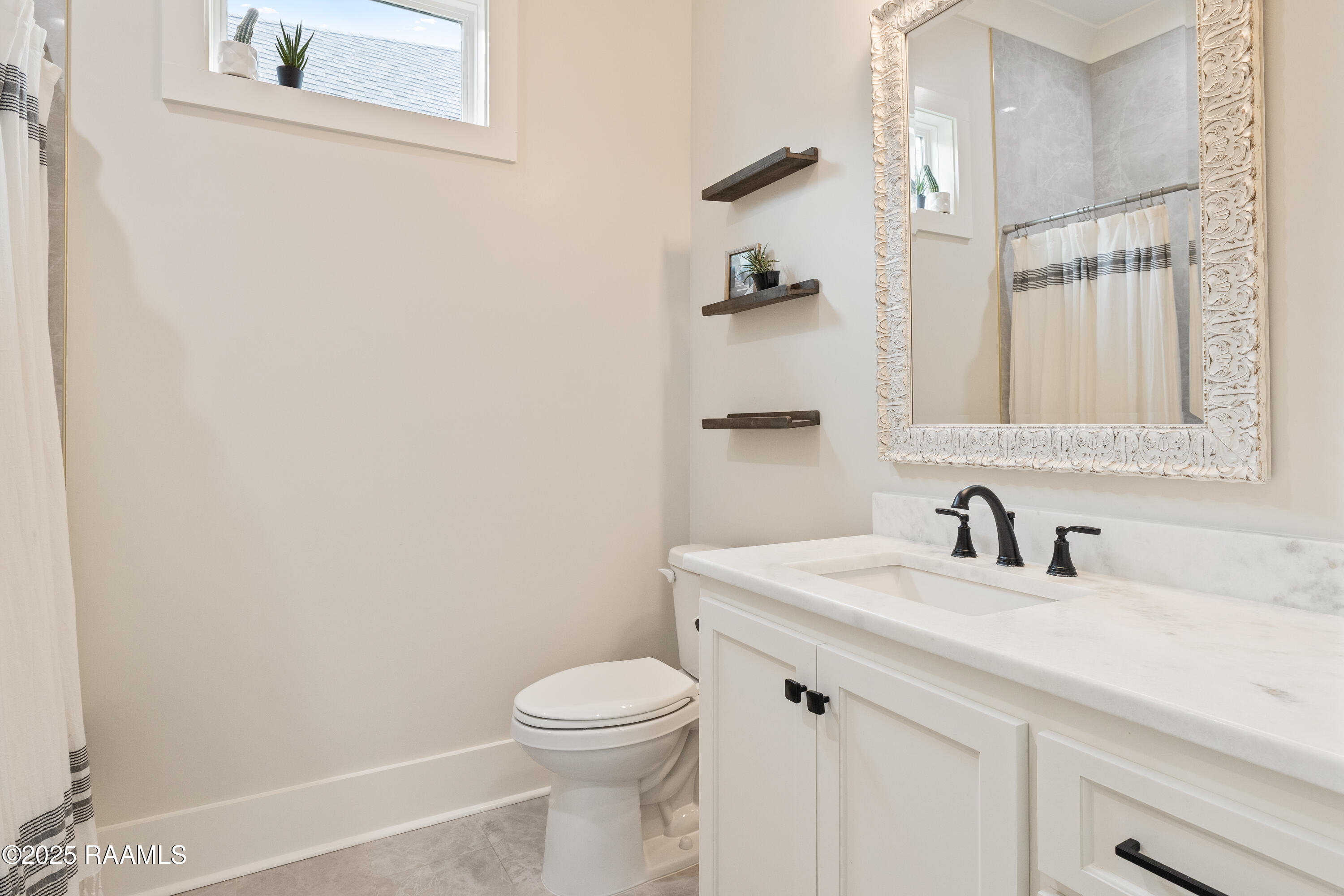 104 Queen Palm Circle