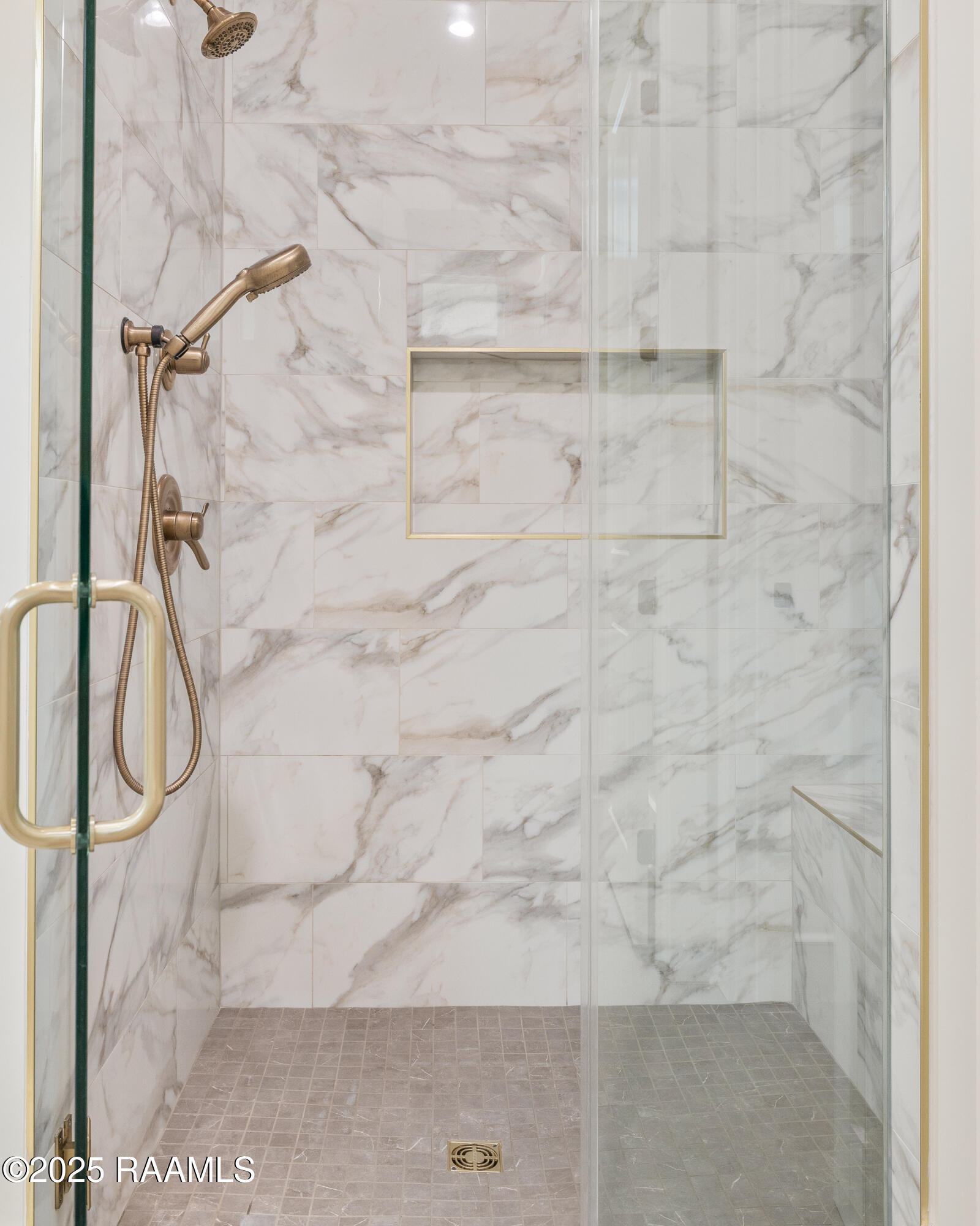 104 Queen Palm Circle