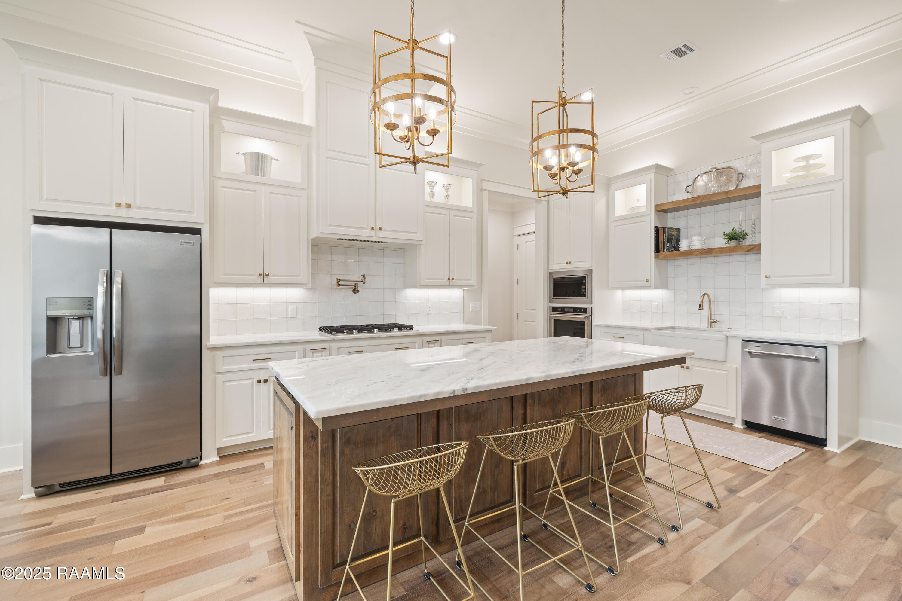 104 Queen Palm Circle