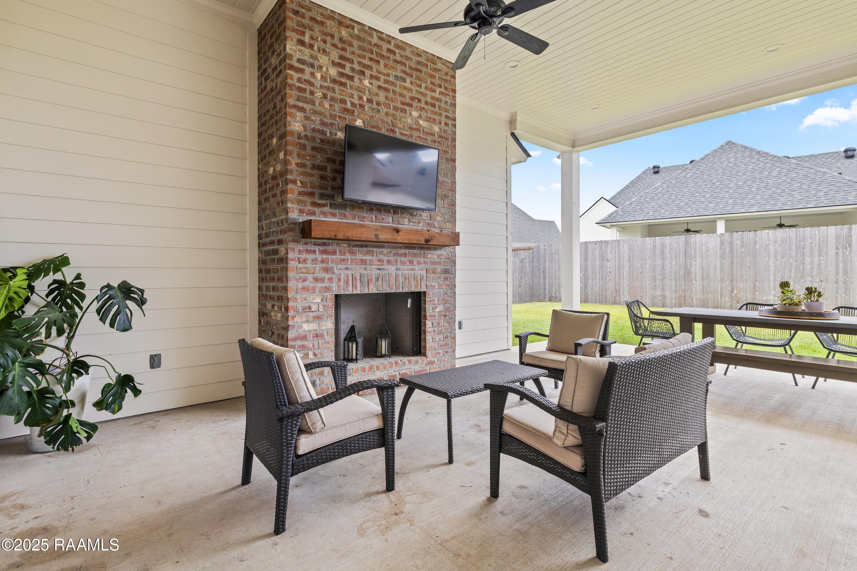 104 Queen Palm Circle