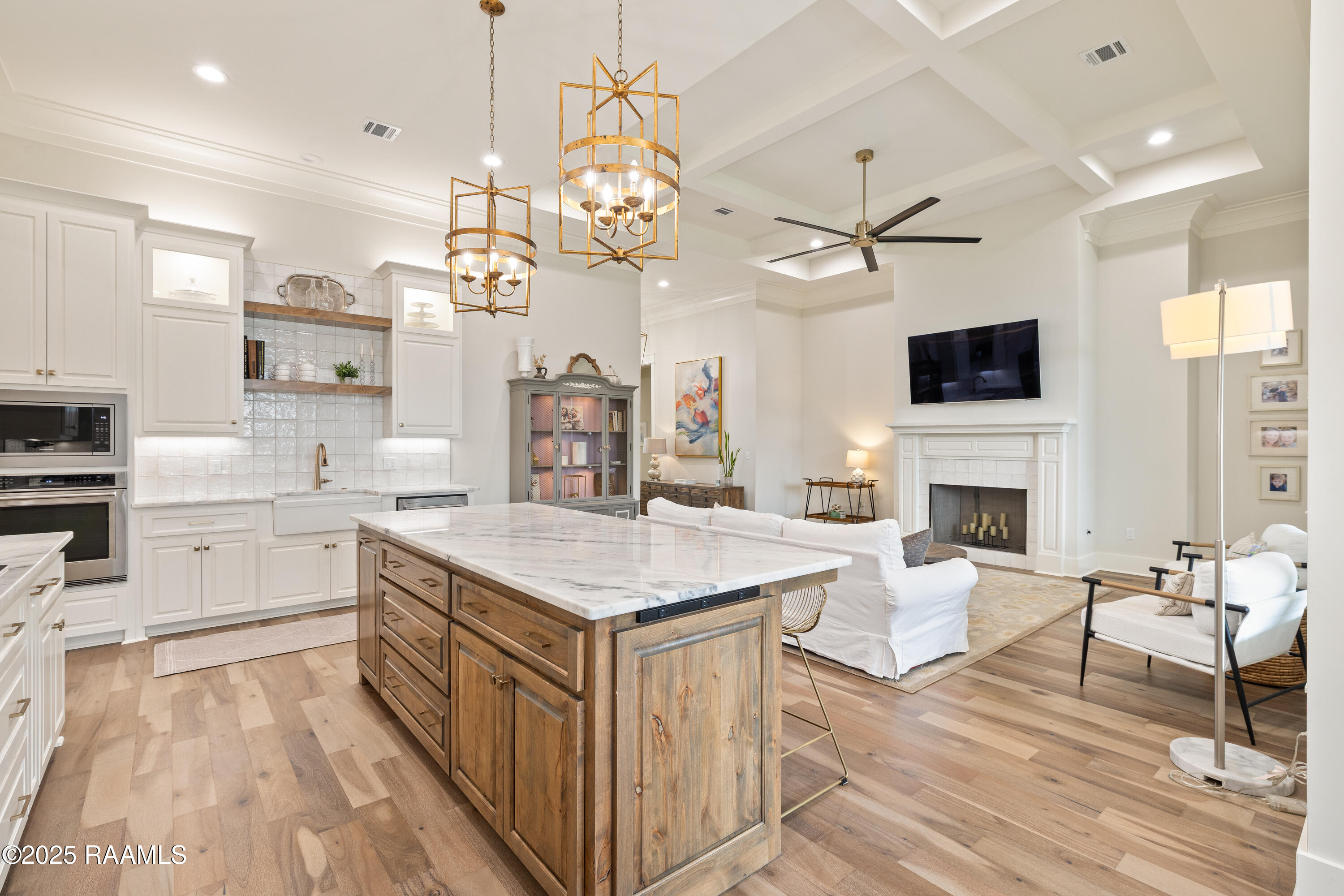 104 Queen Palm Circle