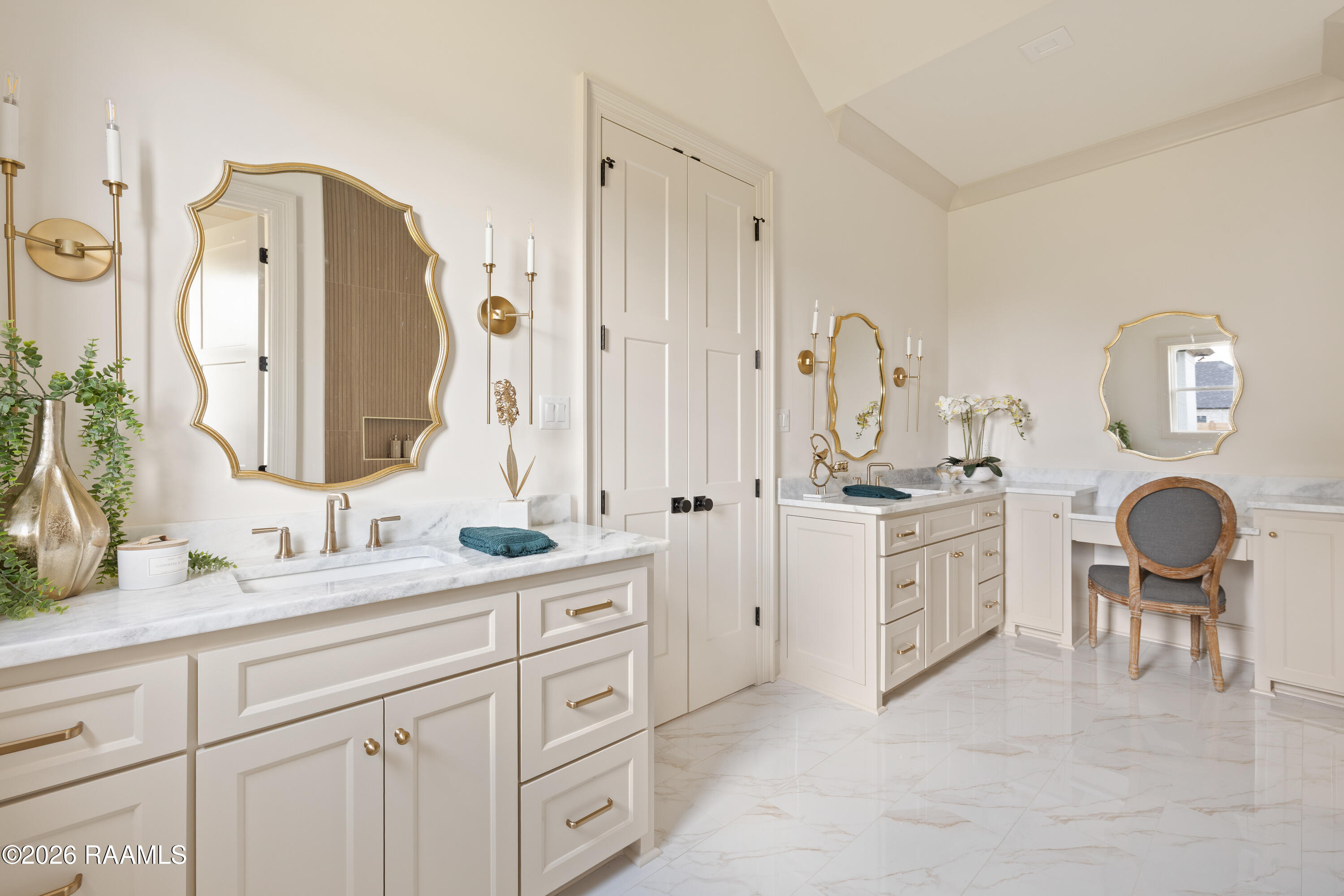 306 Sunset Palm Court