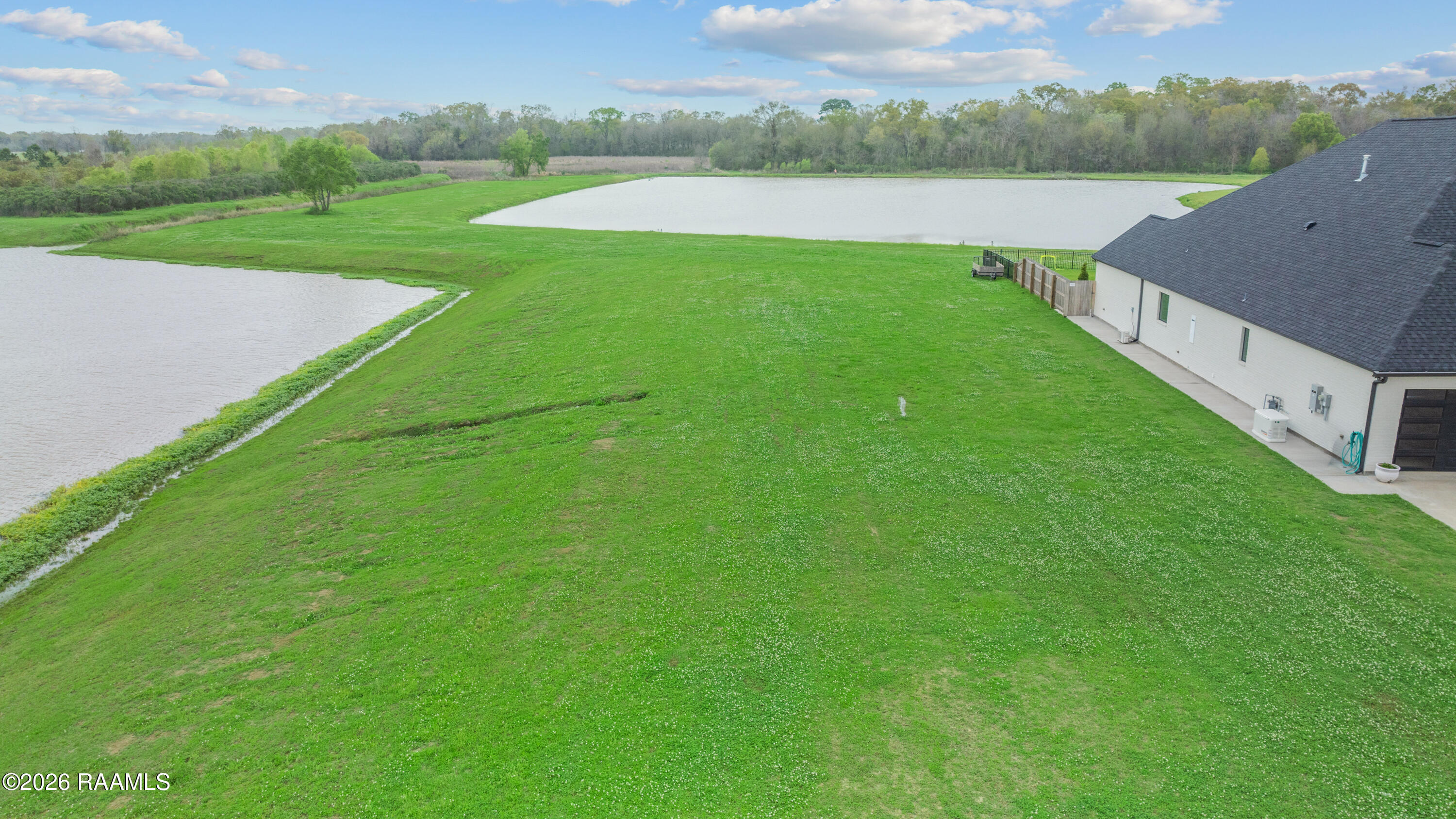 103 Sugar Cane Palm Circle