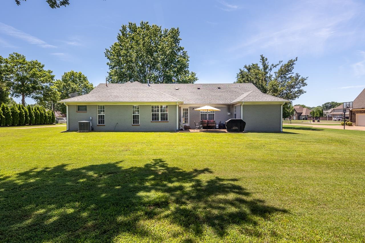 1200 YORKTOWN DR