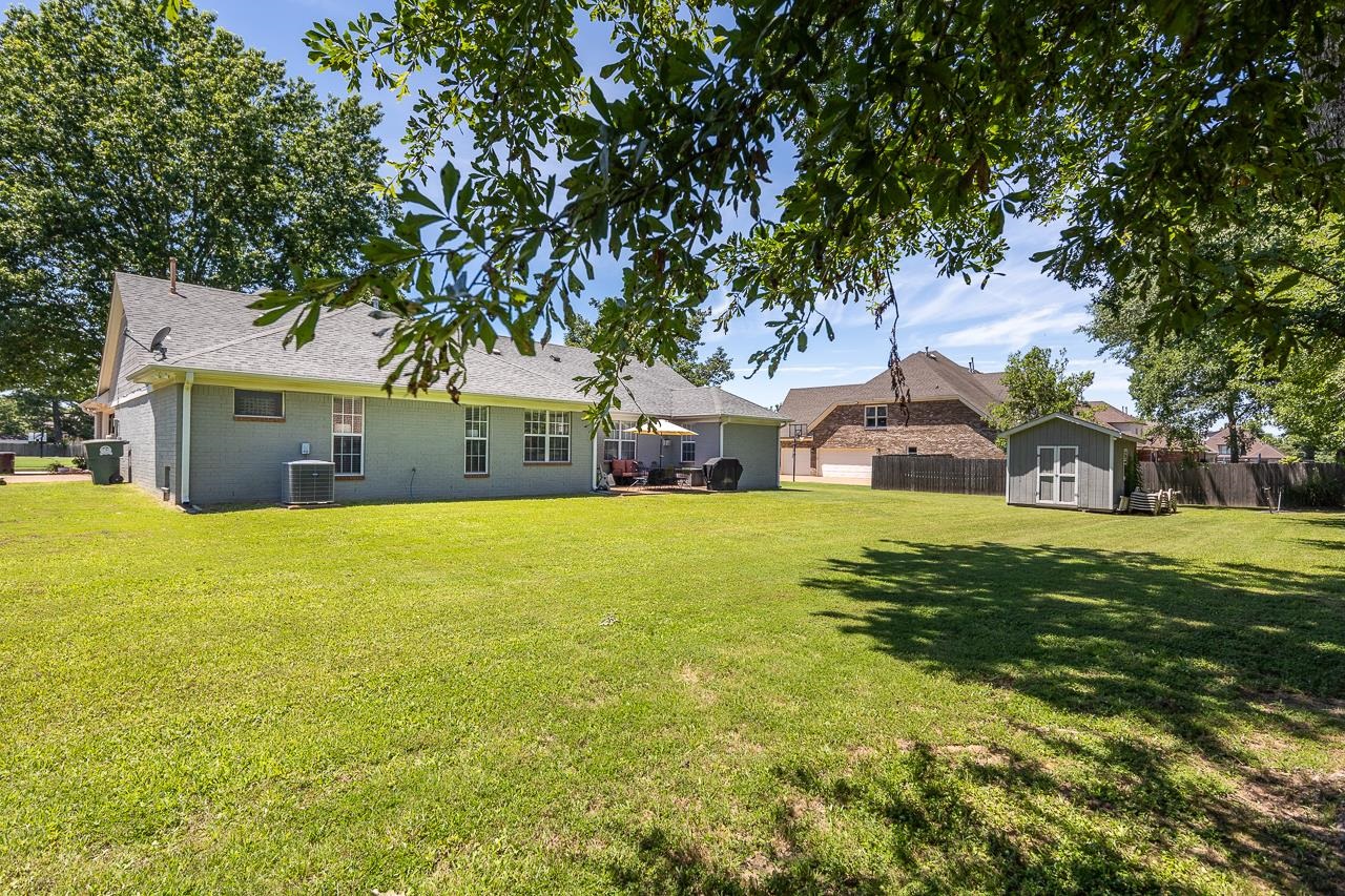 1200 YORKTOWN DR