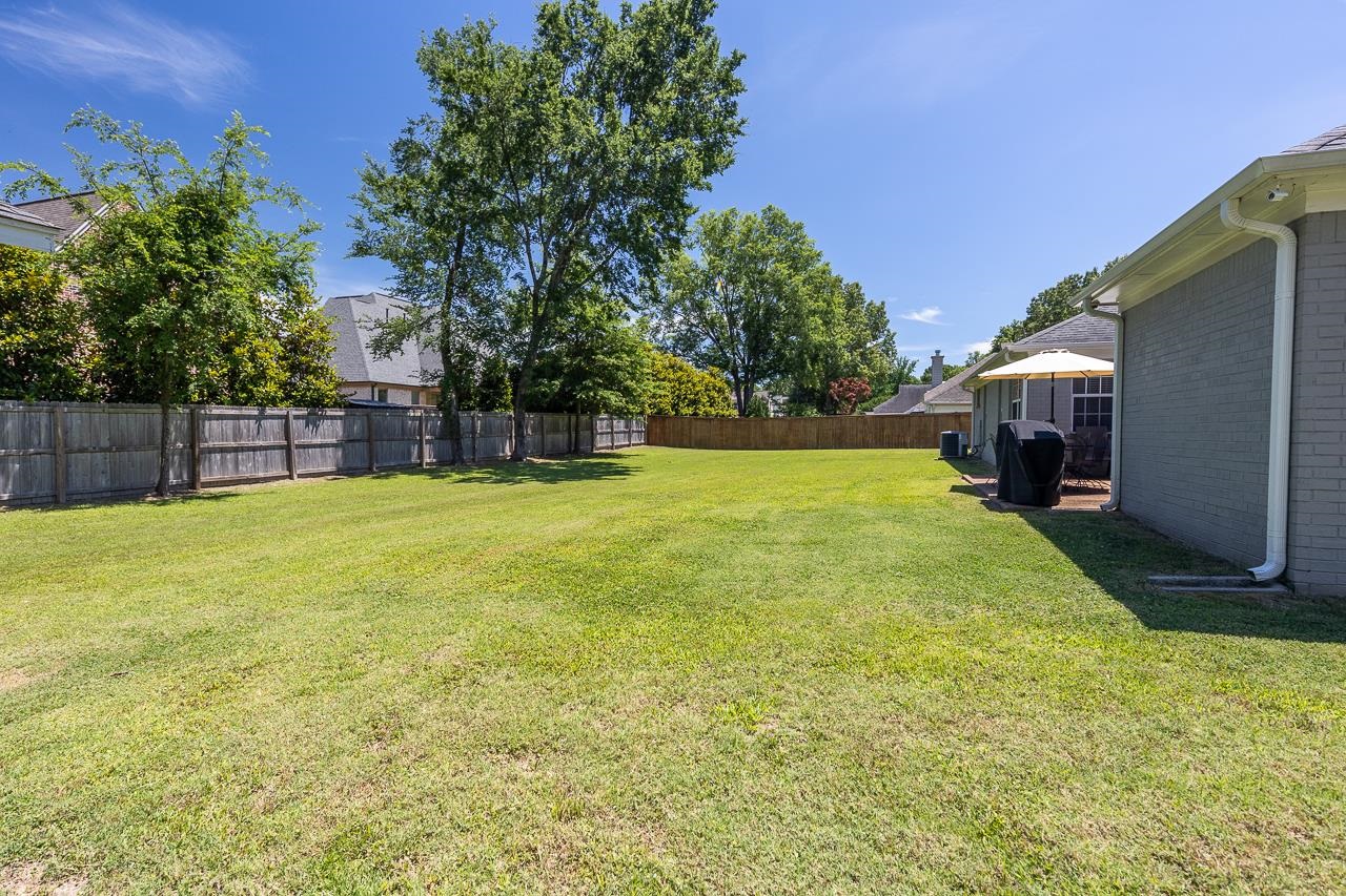 1200 YORKTOWN DR