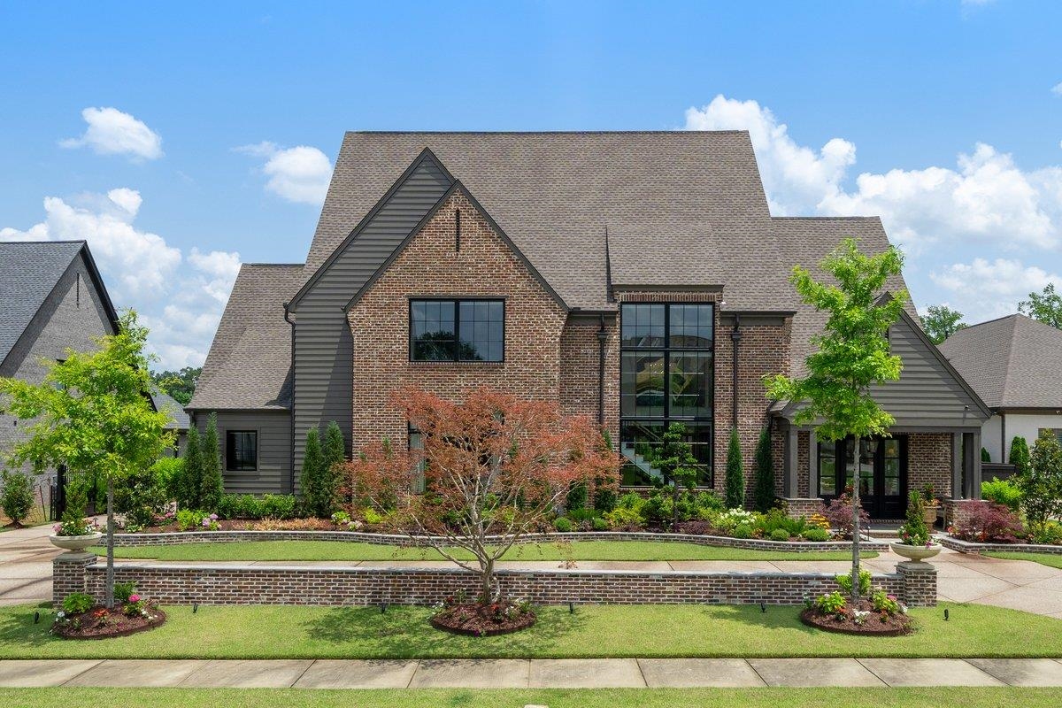 3056 CHAPEL WOODS CV