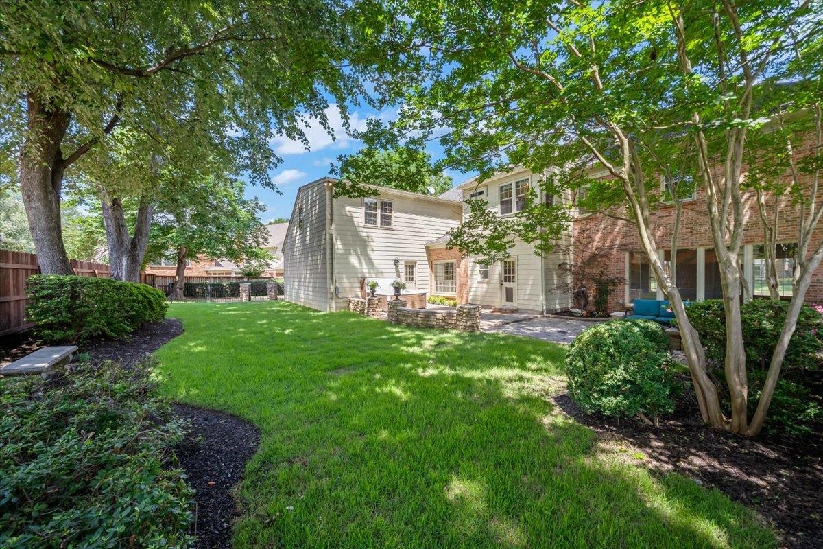 2835 HUNTERS FOREST DR