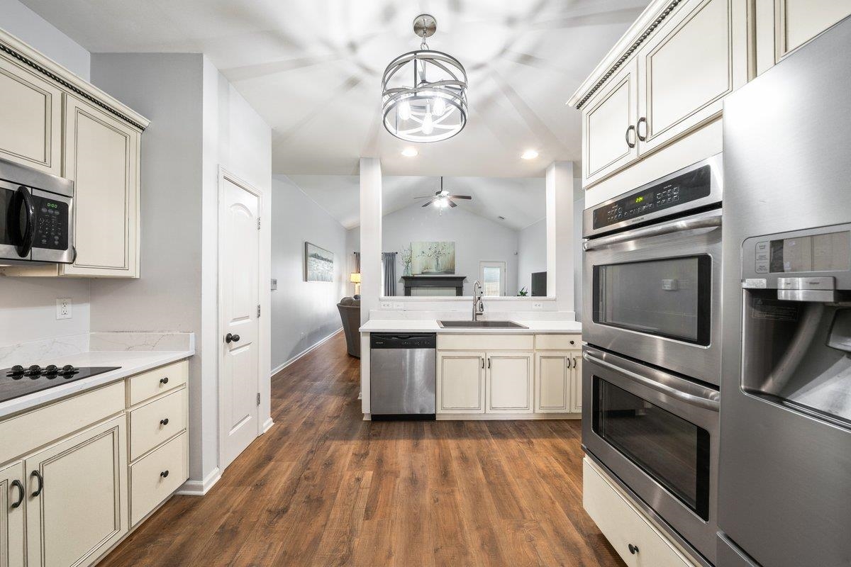 5606 COZY WILLOW WAY