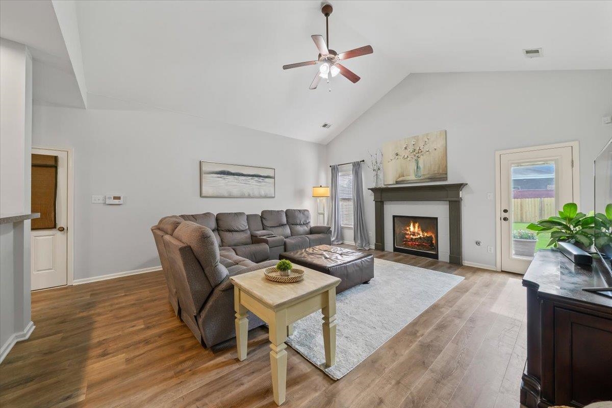5606 COZY WILLOW WAY