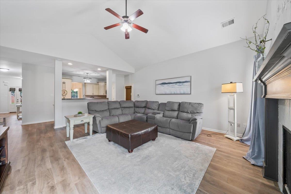 5606 COZY WILLOW WAY
