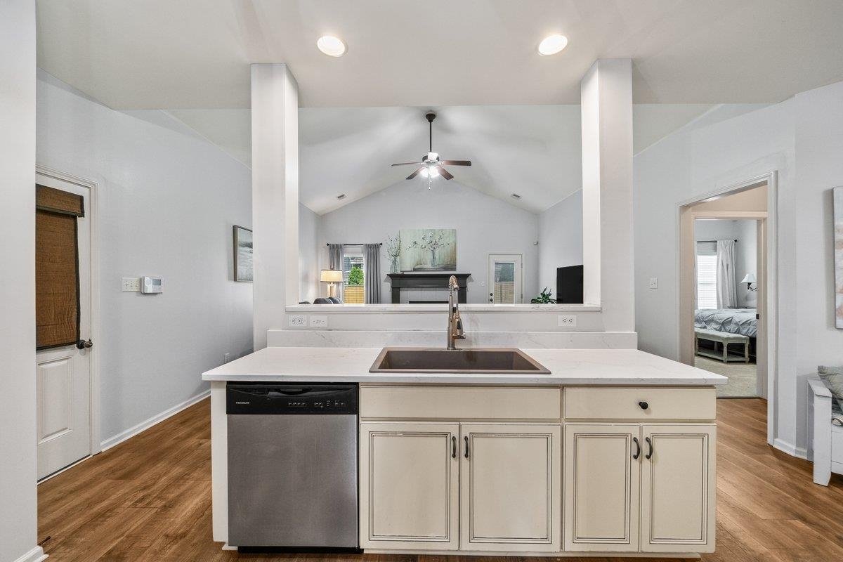 5606 COZY WILLOW WAY