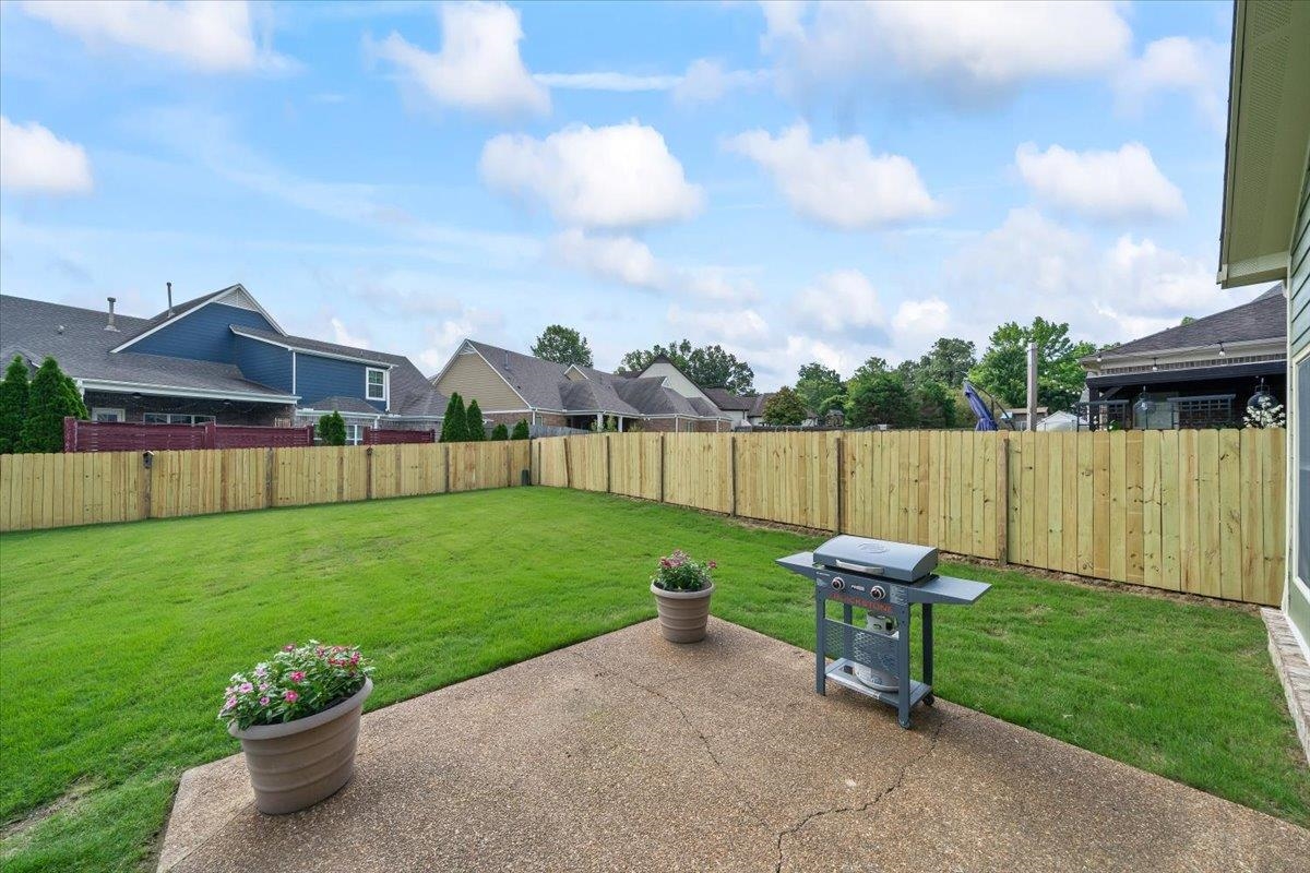 5606 COZY WILLOW WAY