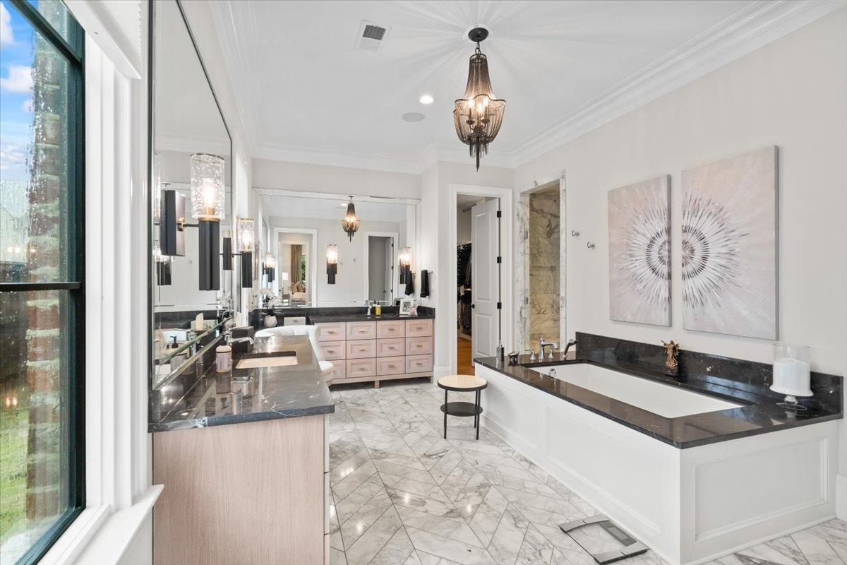 3056 CHAPEL WOODS CV