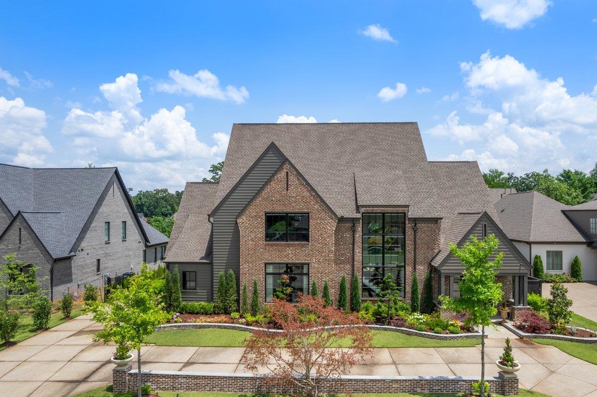 3056 CHAPEL WOODS CV