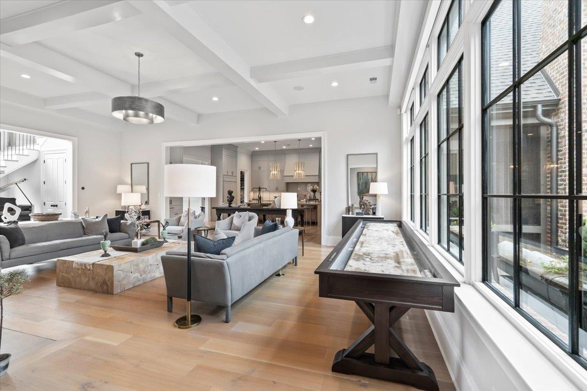 3056 CHAPEL WOODS CV