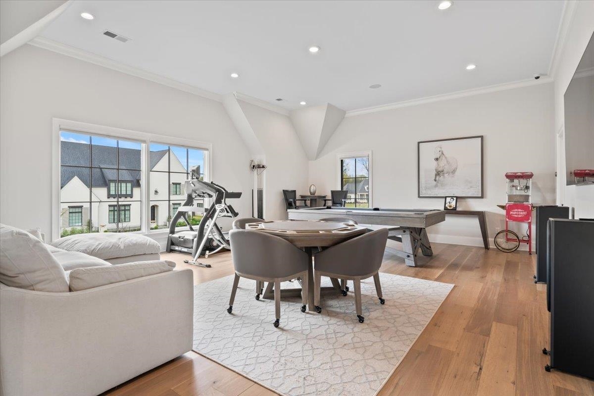 3056 CHAPEL WOODS CV