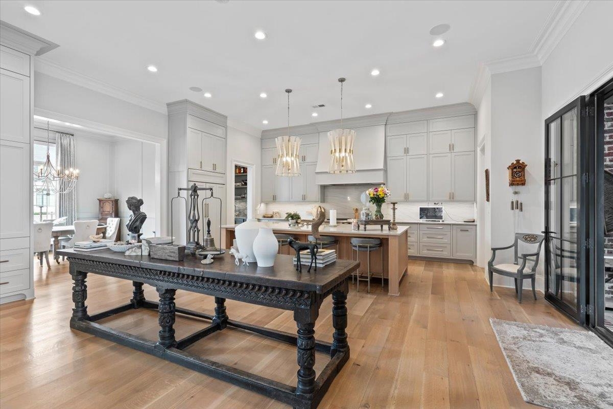 3056 CHAPEL WOODS CV