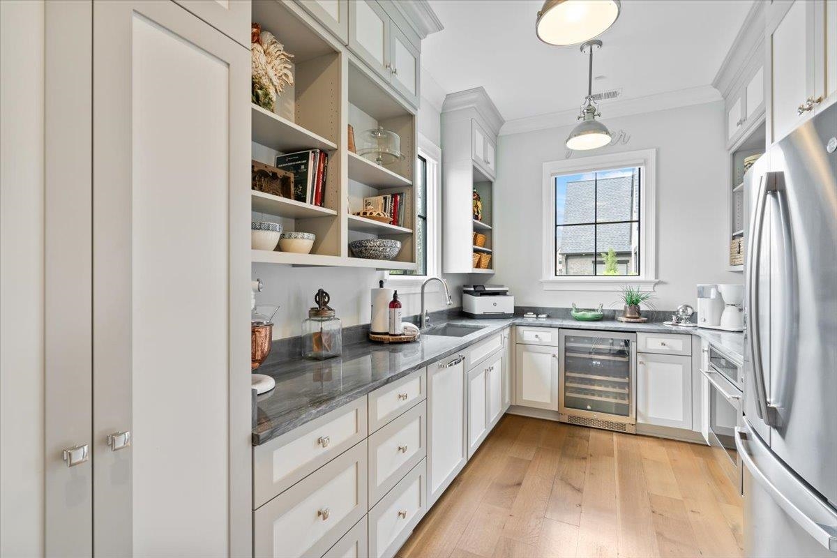 3056 CHAPEL WOODS CV