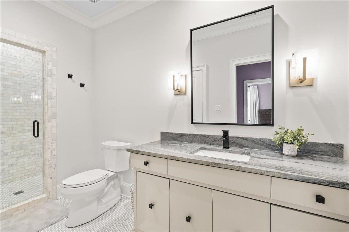 3056 CHAPEL WOODS CV