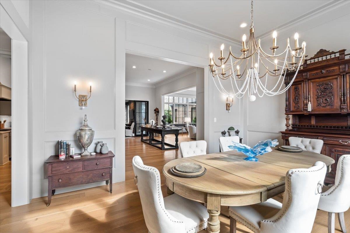 3056 CHAPEL WOODS CV