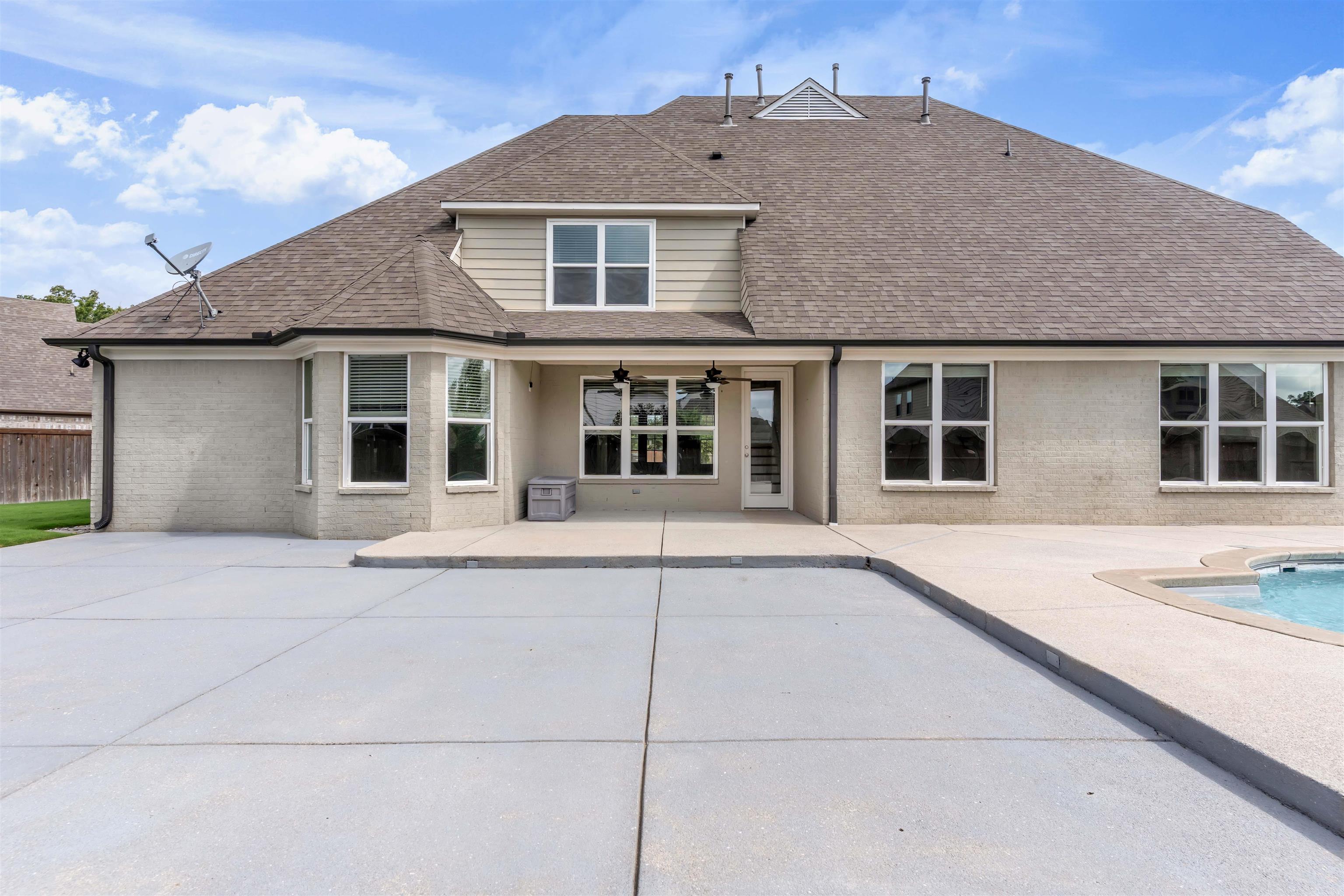 535 TENDER OAKS CV