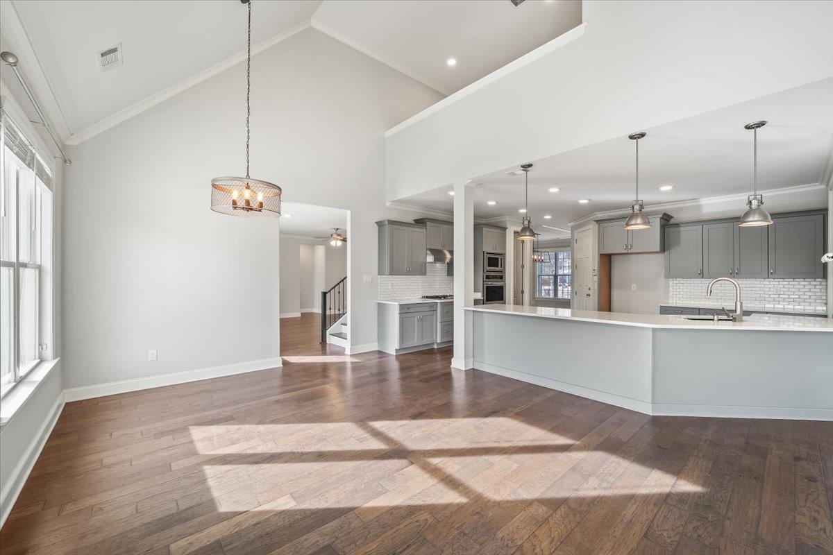 535 TENDER OAKS CV
