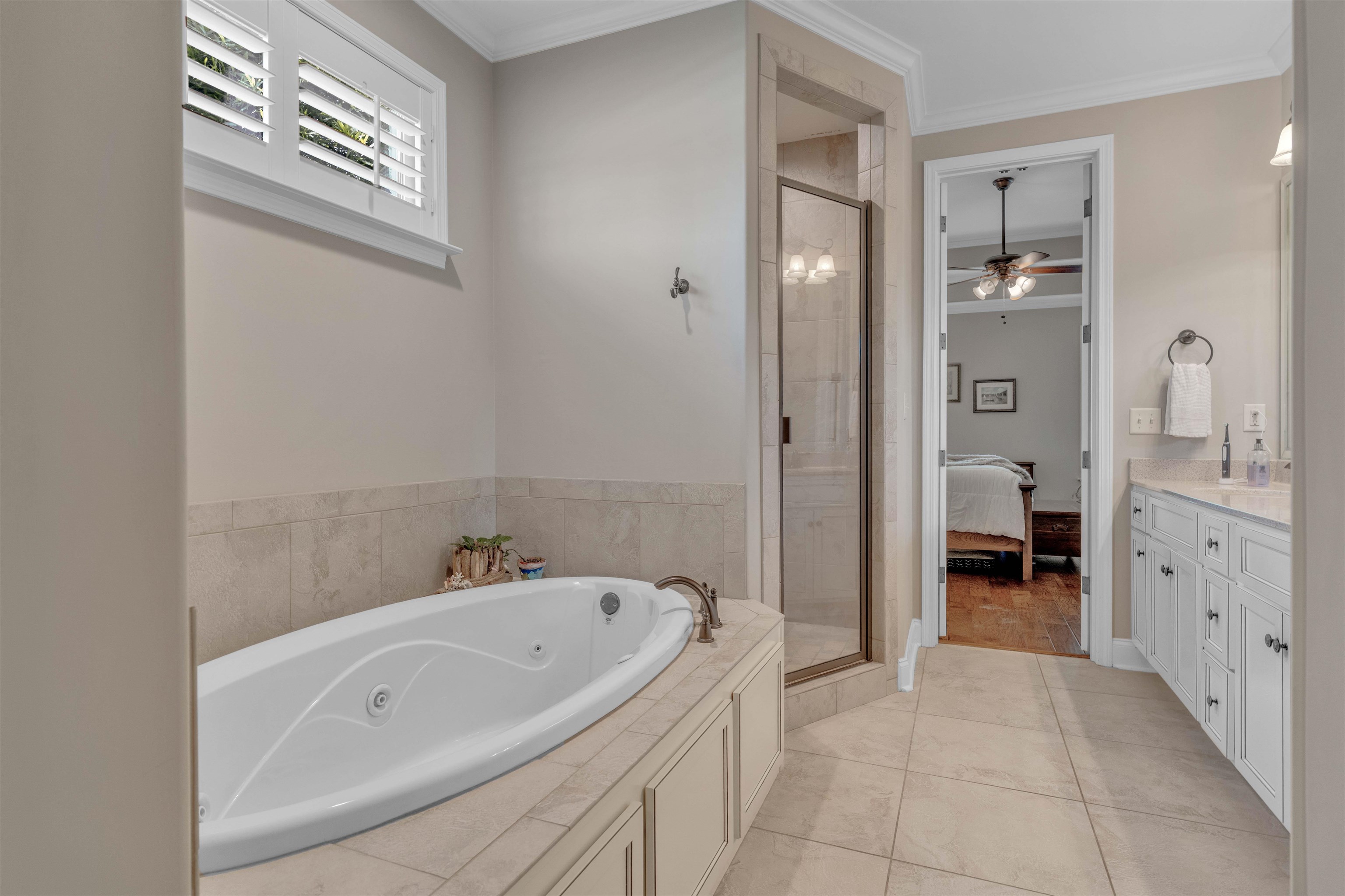 255 SAUNDERS CREEK CIR