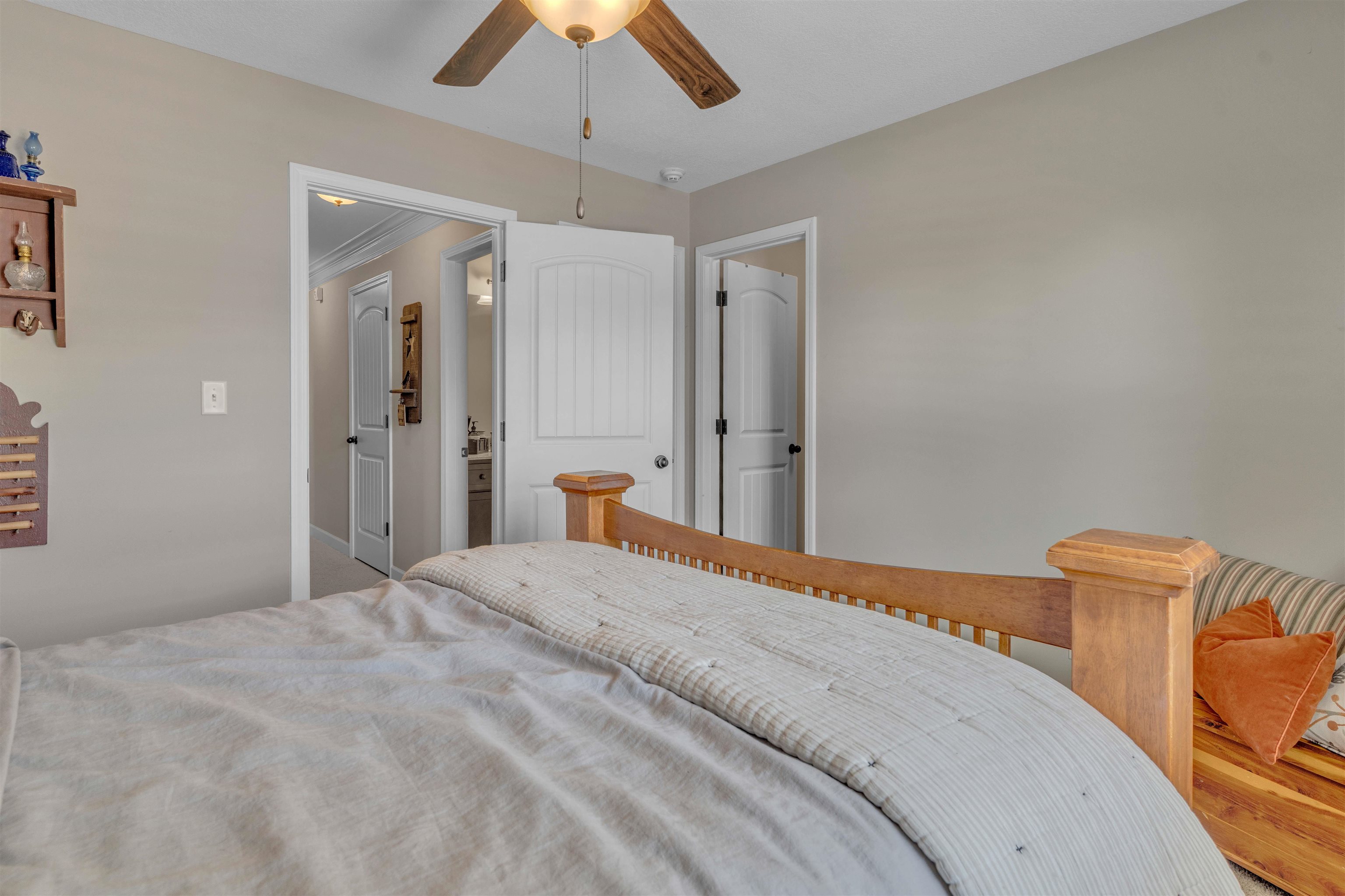 255 SAUNDERS CREEK CIR