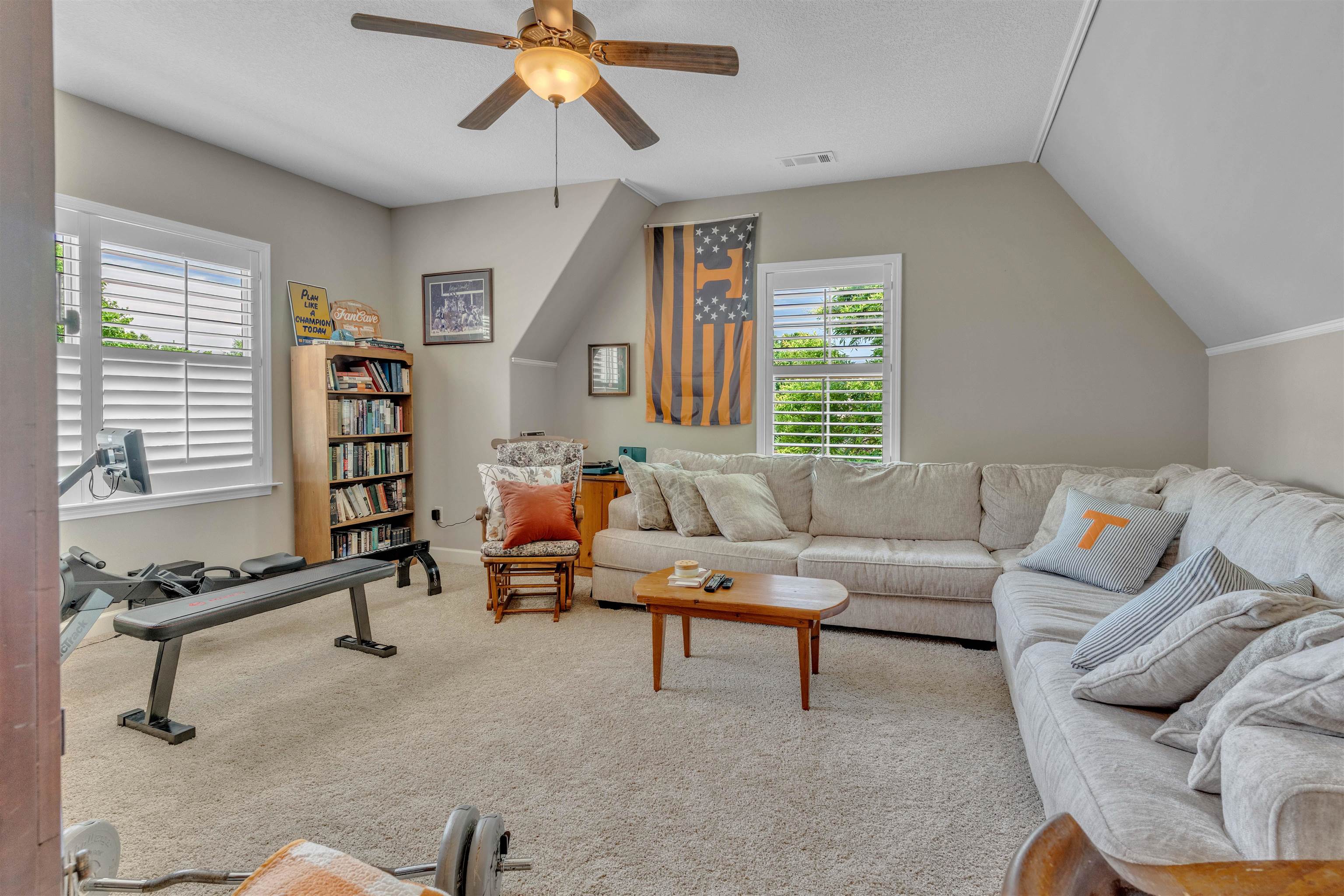 255 SAUNDERS CREEK CIR