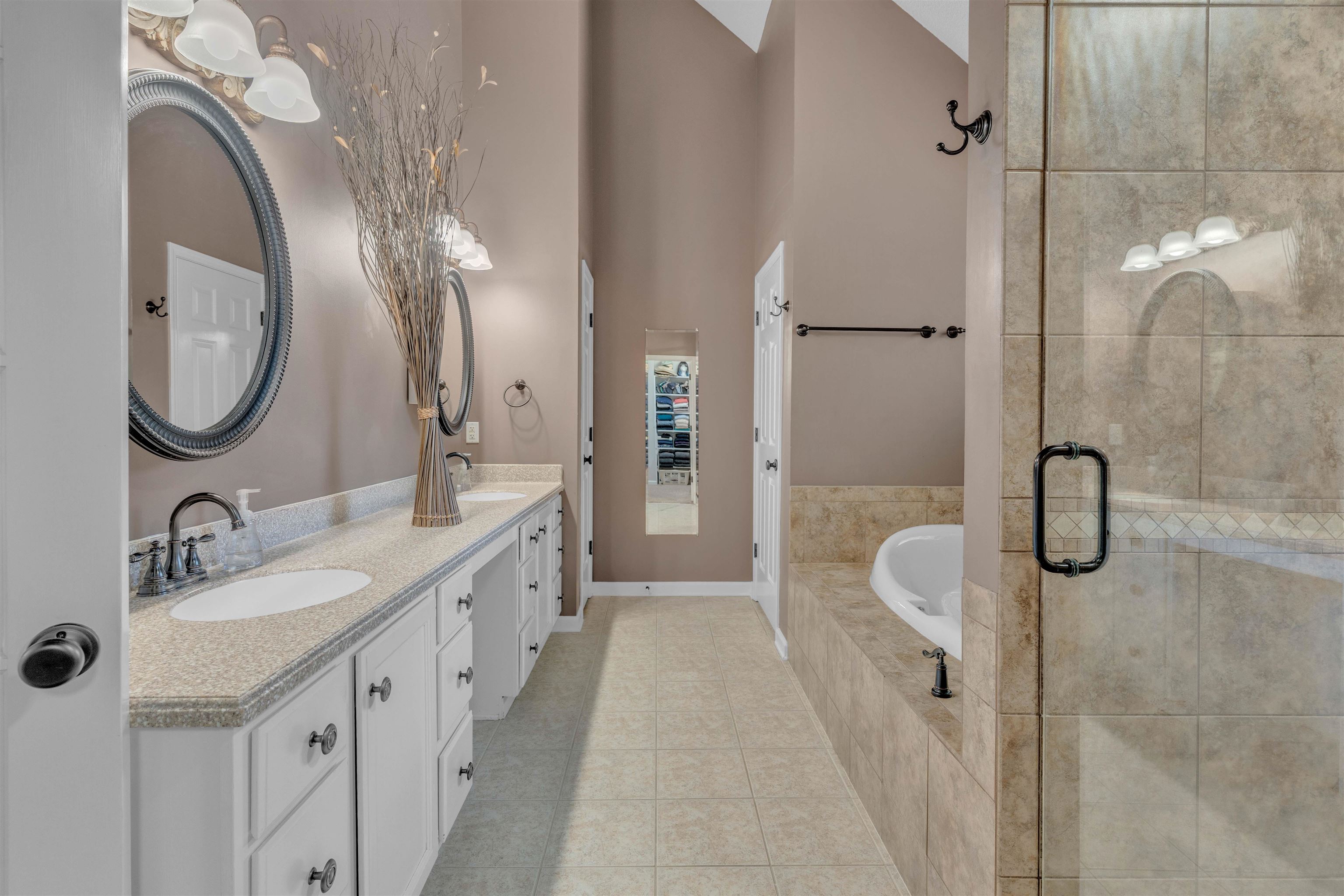 8886 BONNYBRIDGE DR