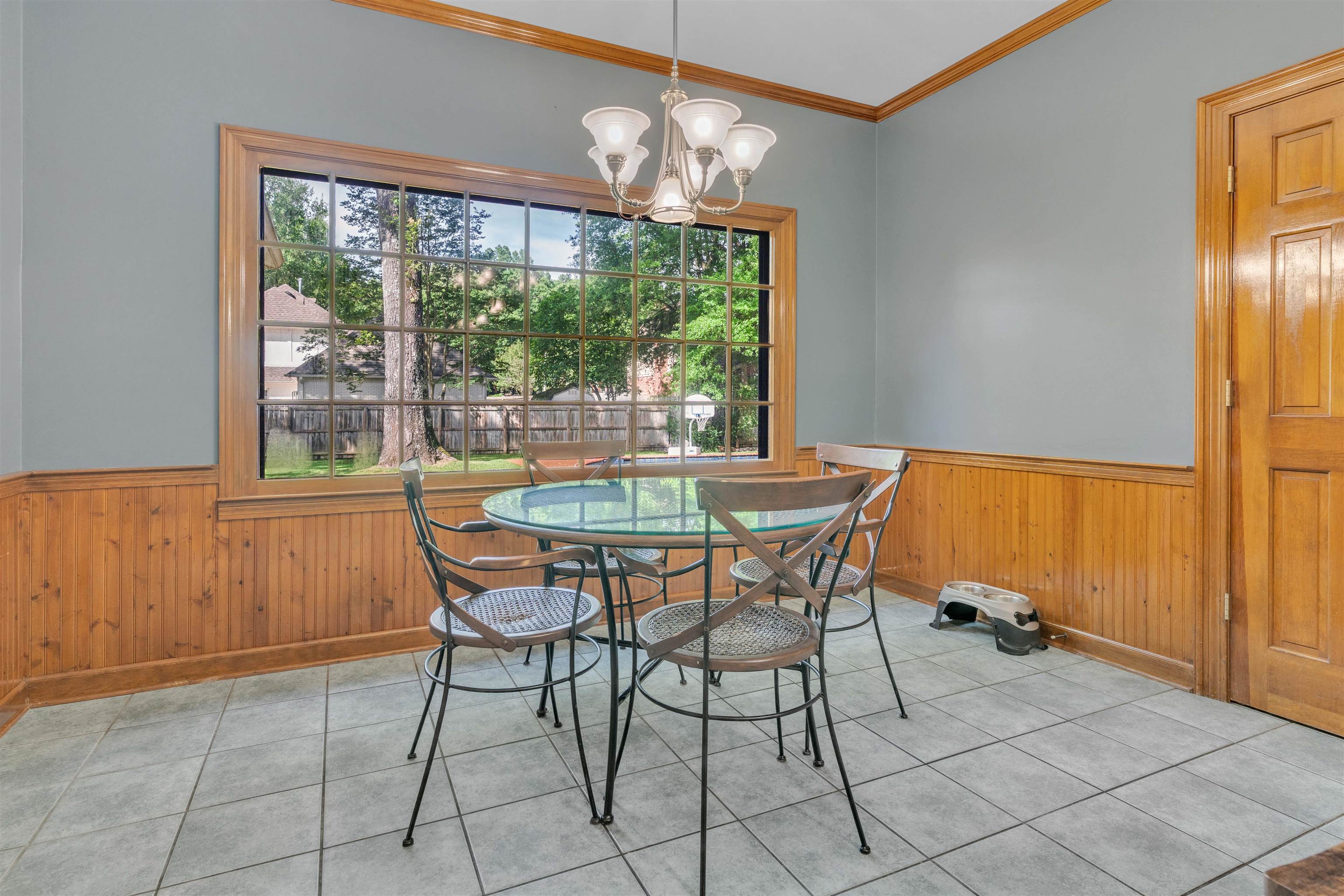 8886 BONNYBRIDGE DR