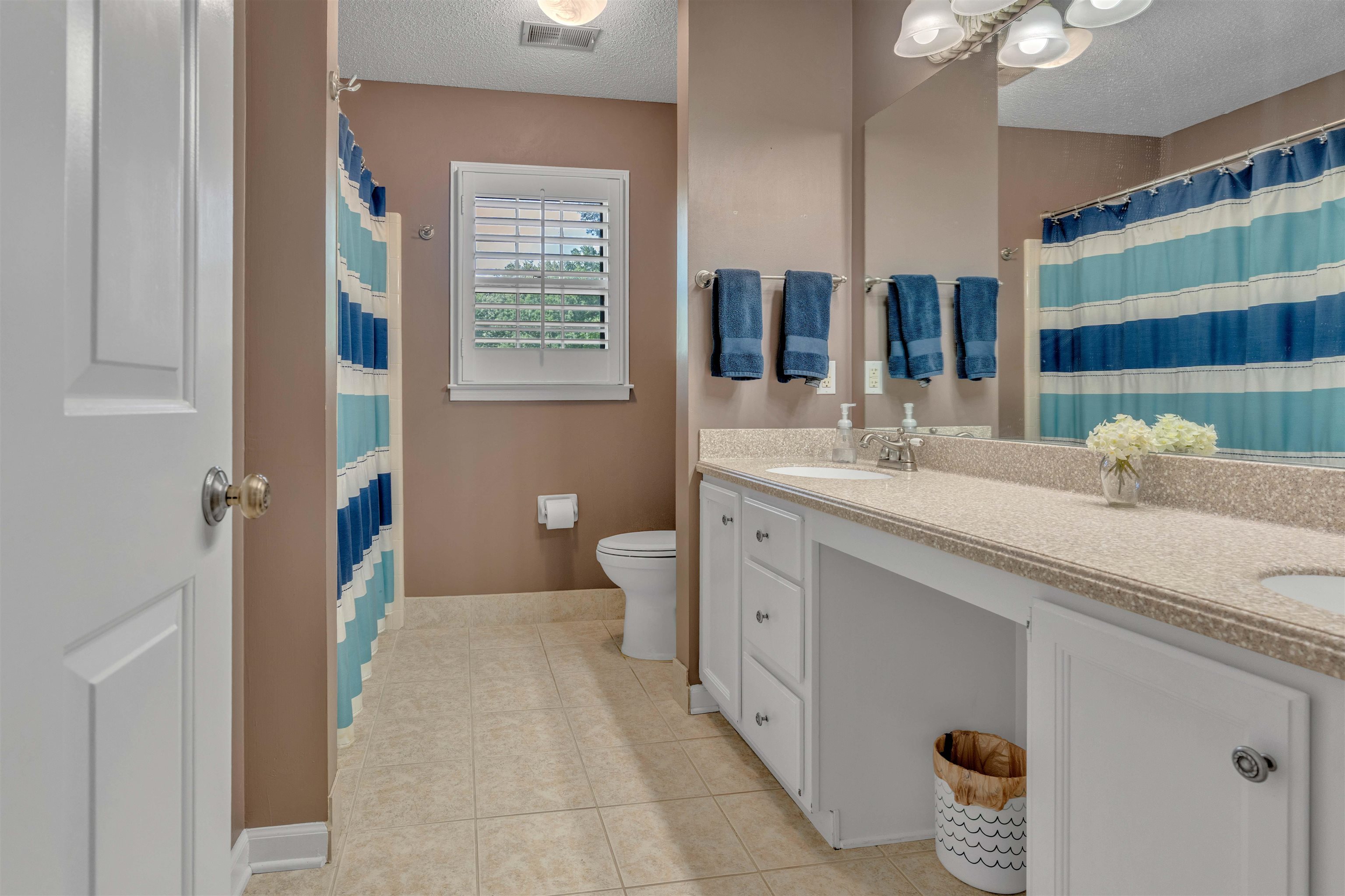 8886 BONNYBRIDGE DR